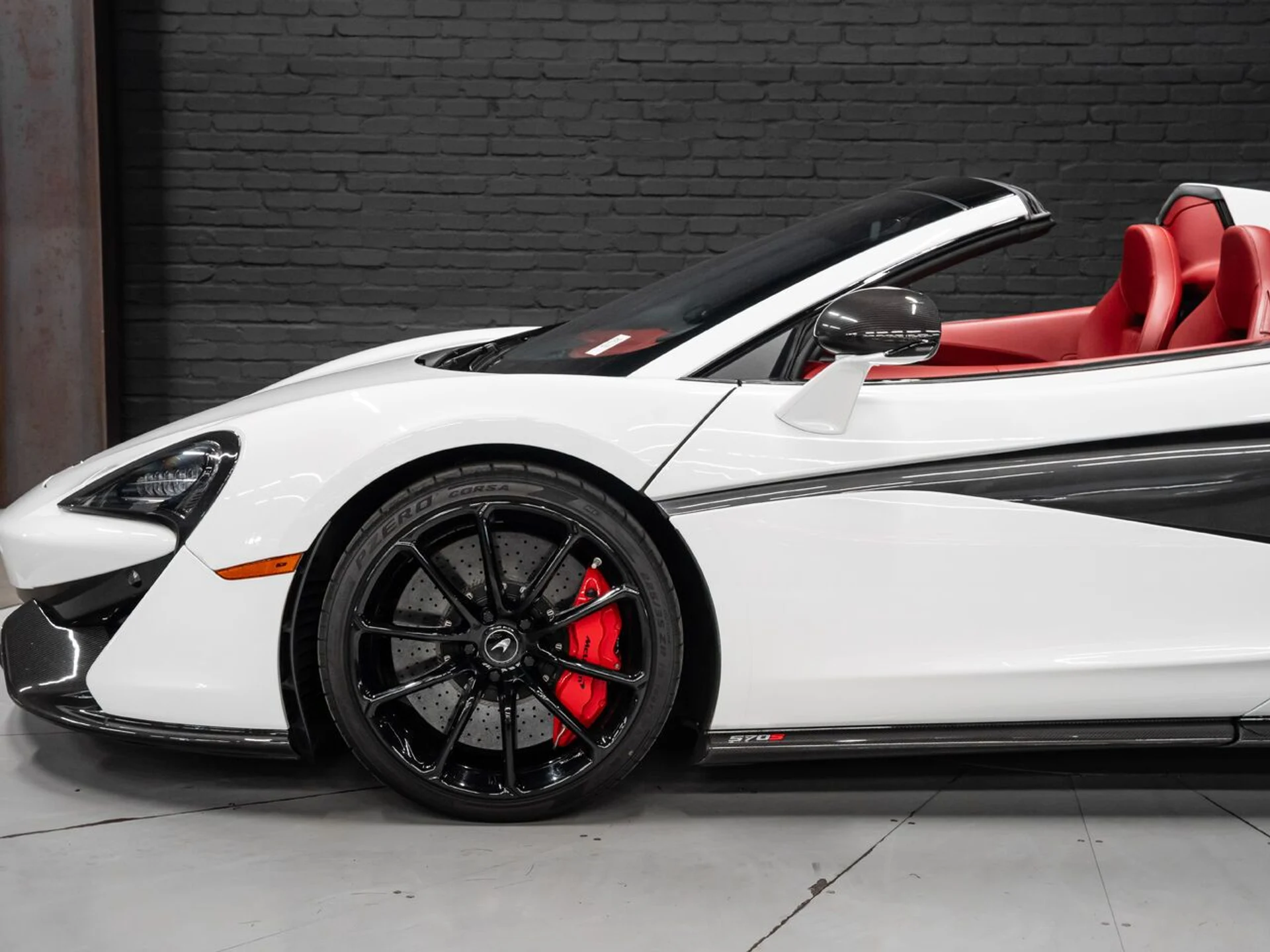 mph012_1102111069_mclaren_570s_2019_99e64fd5ff