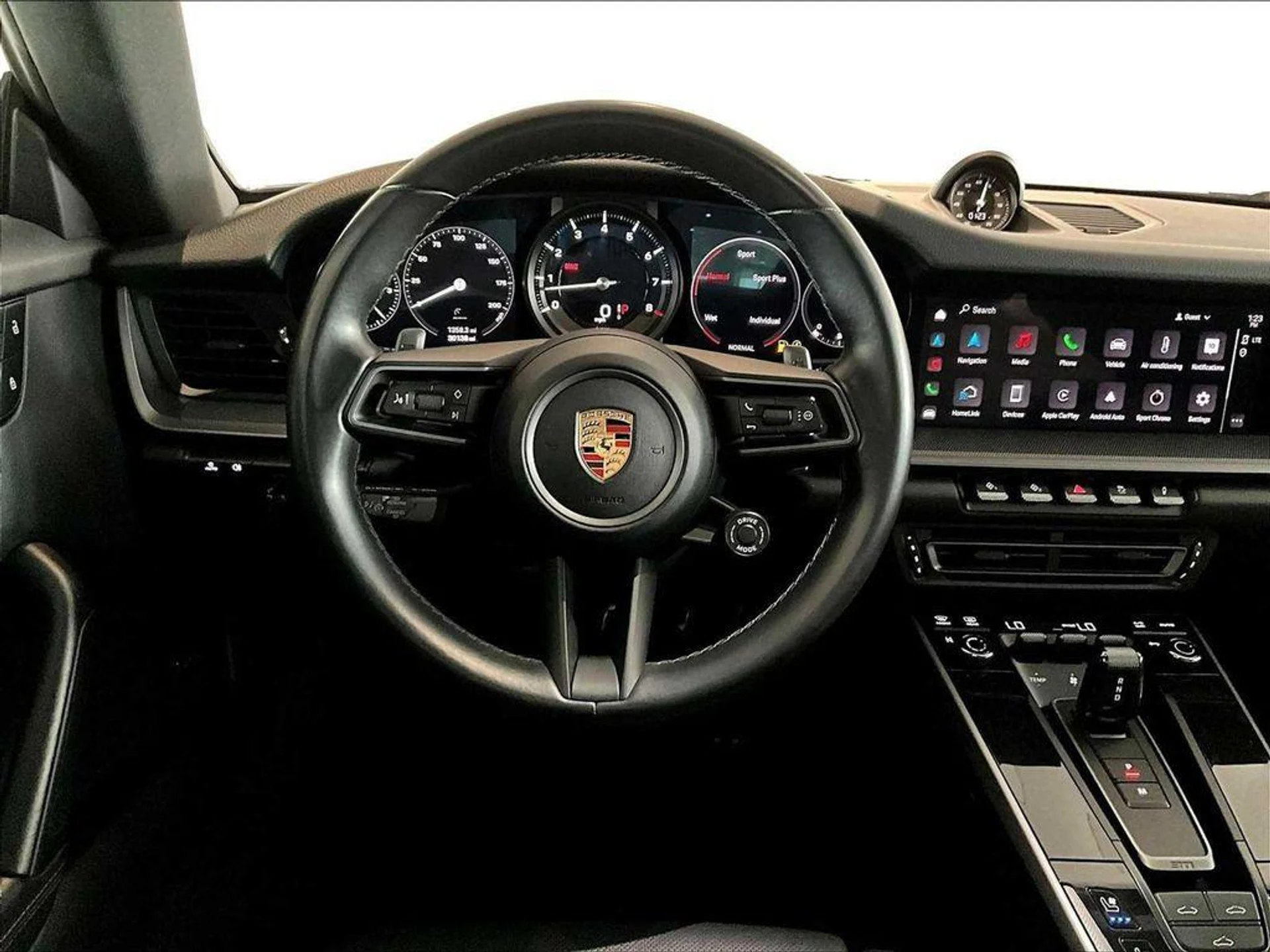 mph012_110693374_x_U_EG_Pp_E_Dn3_n0_Mm_T_Vwqn4xgtc4_142906de1b