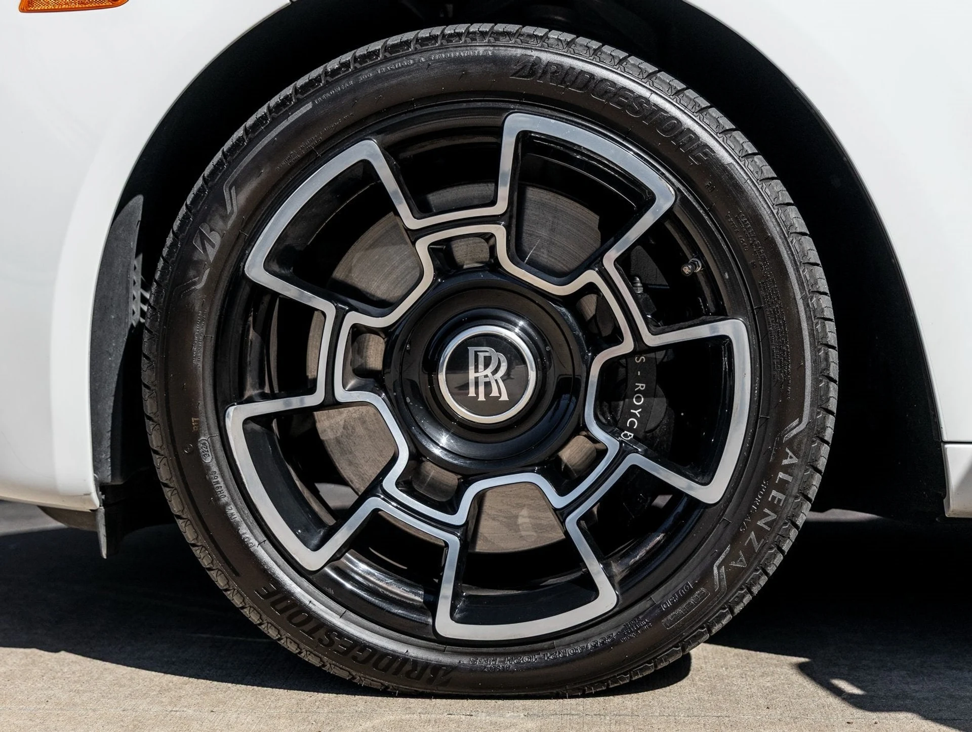 mph012_1118525279_13_a6c7533299