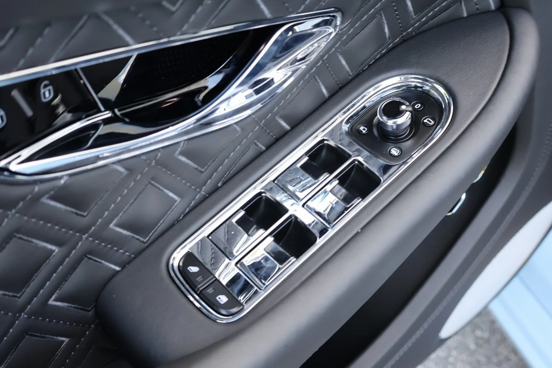 mph012_1120212800_13_2941ca9371