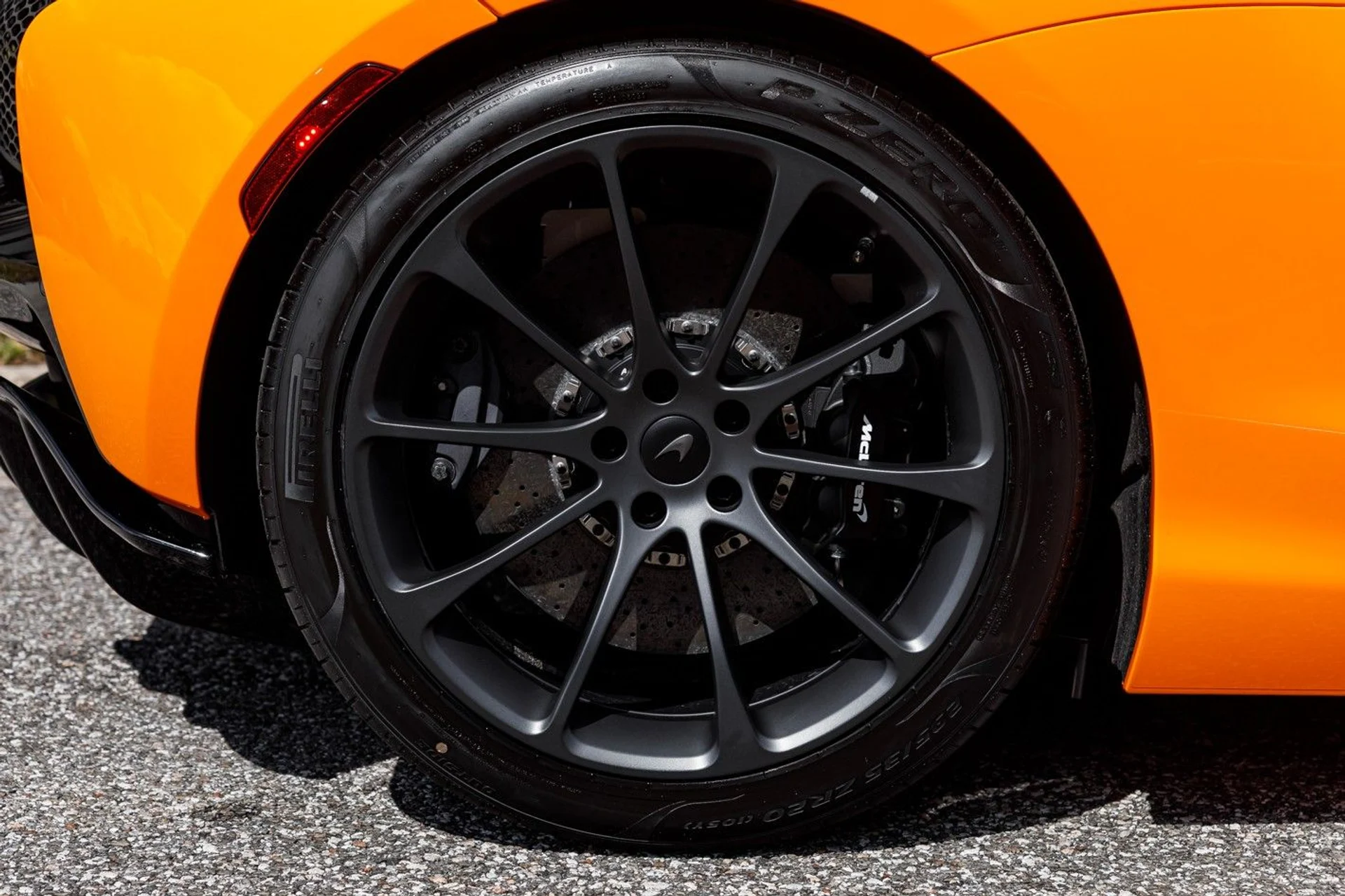 mph012_1122038658_656_p13_l_95f3c4a982