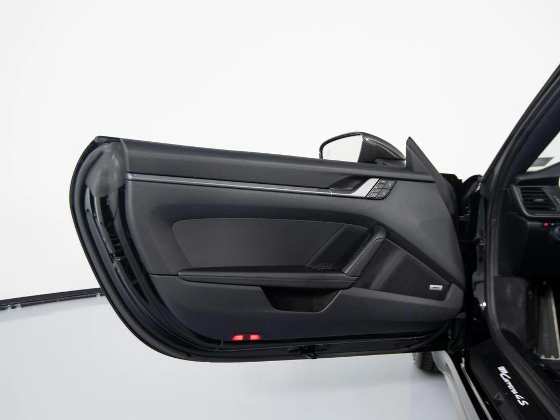 mph012_1124081647_a8go_Do_Pp_IL_Qze_Dc_V_Kv_Lh_M94c49g_d58f15c217