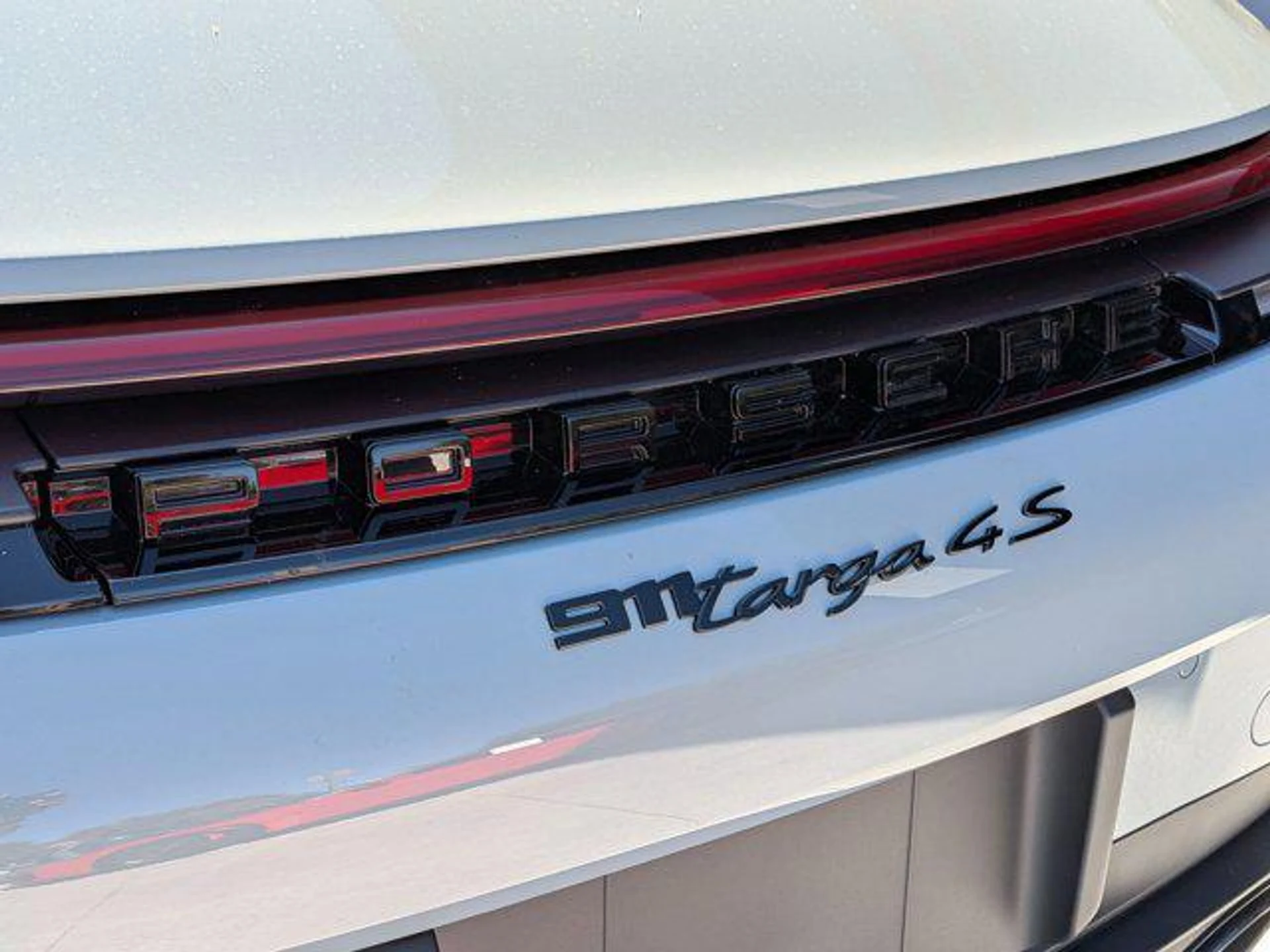 mph012_1132830291_uy_Ra2f_PK_6_Yt_HR_Wx_XQ_Qf94rp_Ov_Q_f06c9f432c