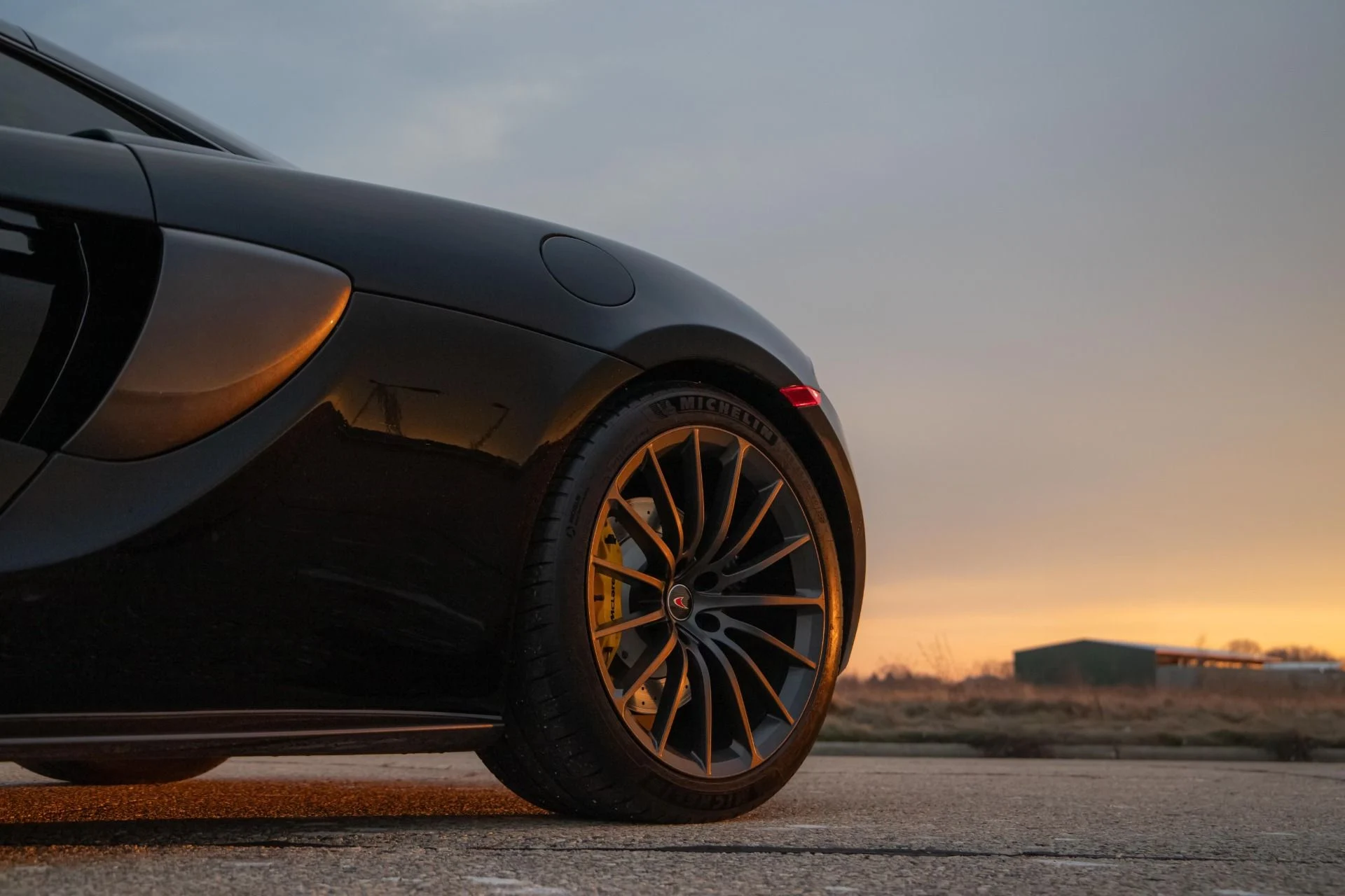 mph012_1136859261_Used_2017_Mc_Laren_570_GT_1773252829_507d3c3979