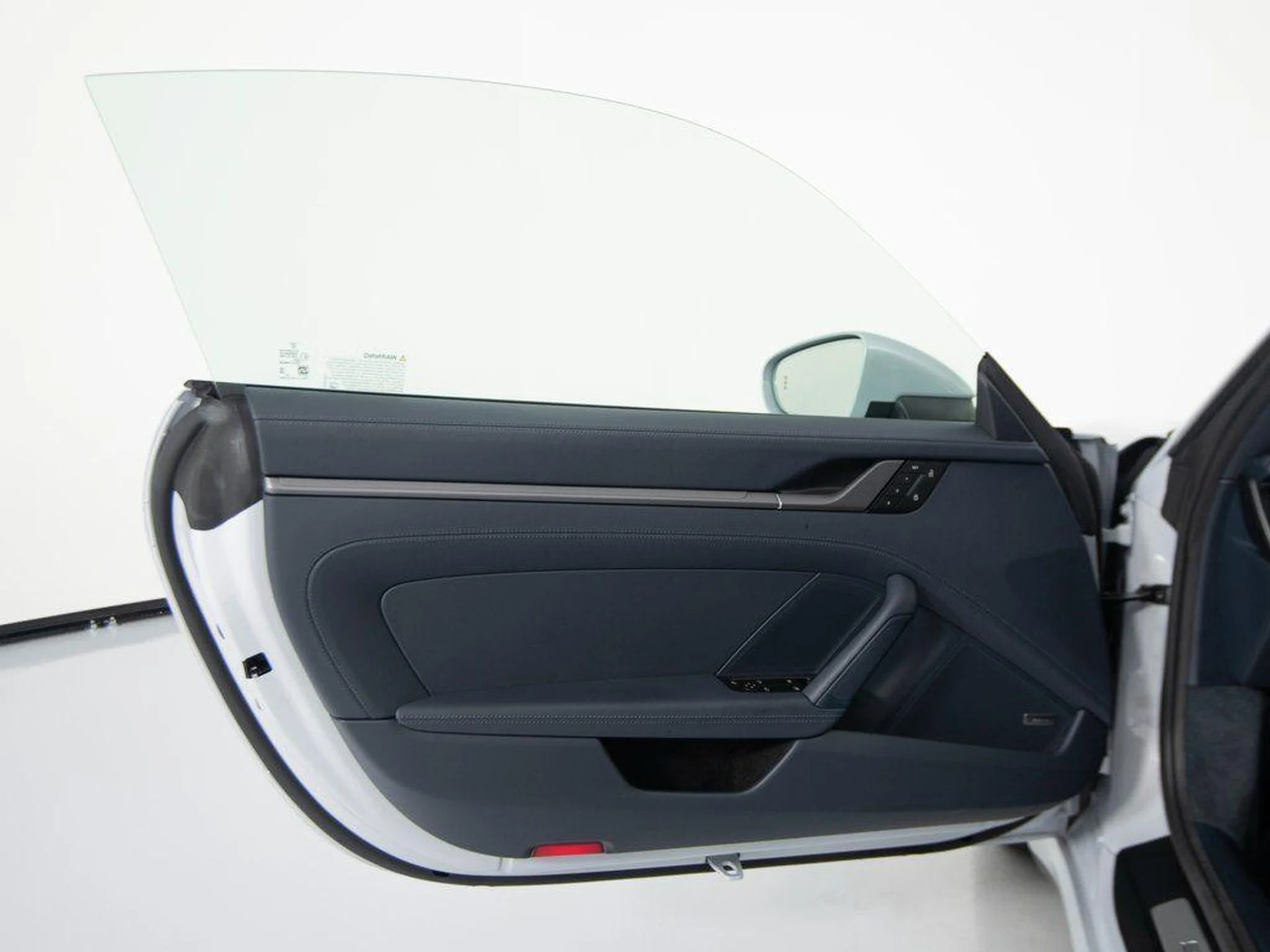 mph012_1137863522_Xl2bu_Lzx_Hioo_Vj_Iz9yd_Rnw0_Kn_I4_385a0e04e6