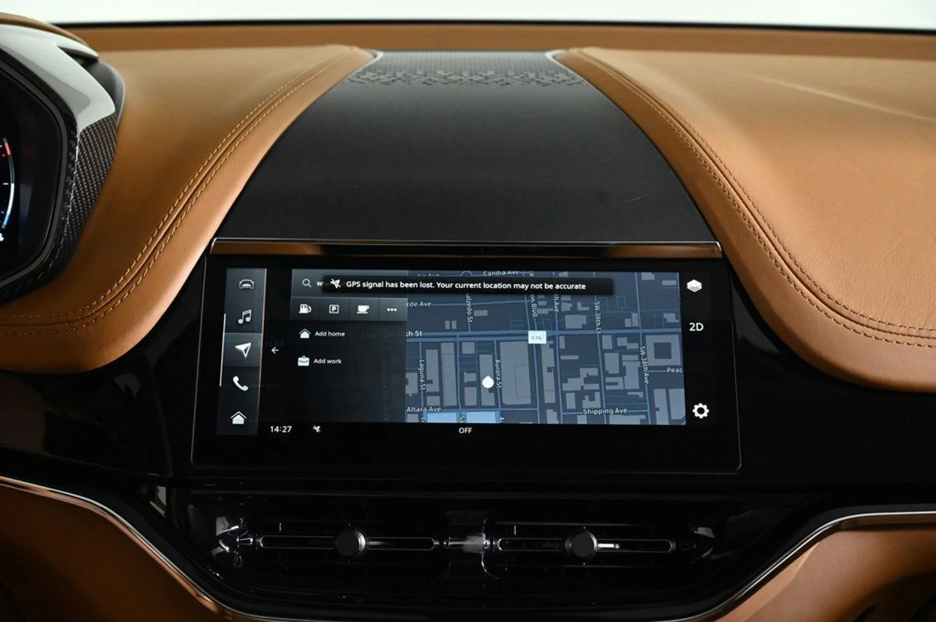 mph012_1137929774_new_2026_aston_martin_dbx_707awd_11350_22969412_12_1024_b8d355718f