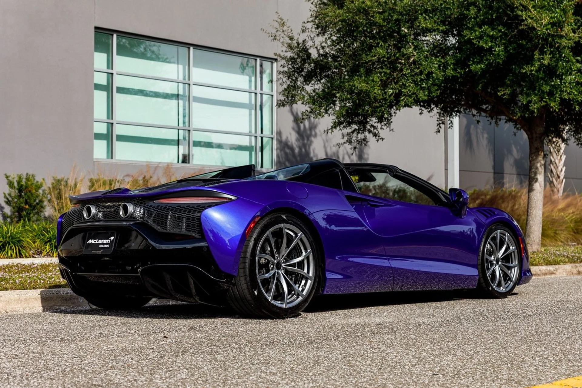 mph012_1143149894_620_p13_l_acb1ad58f0