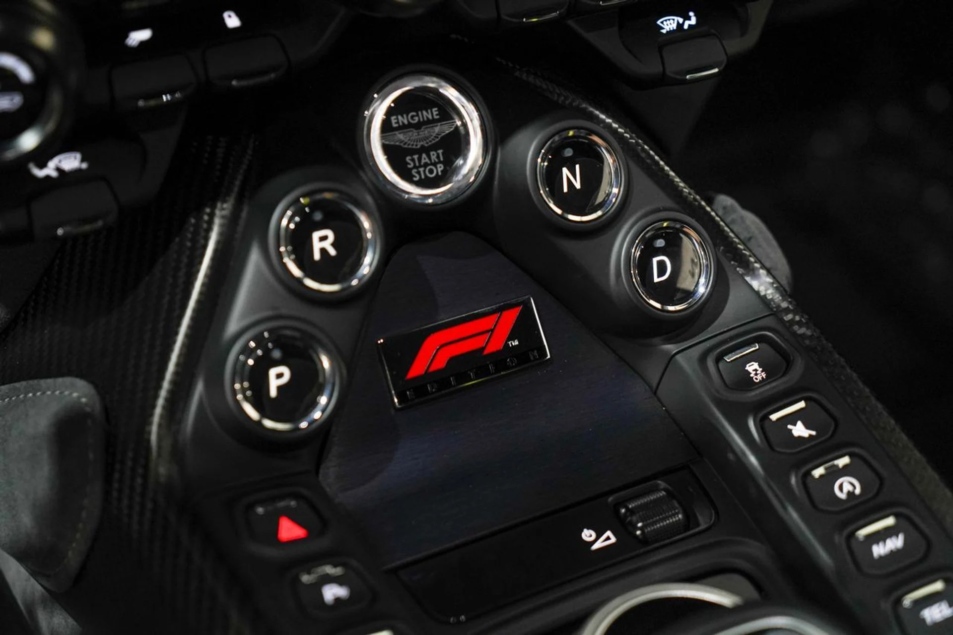 mph012_1170711442_64e426afef7f31ae5fa7c48631221f8b_b8040c9196