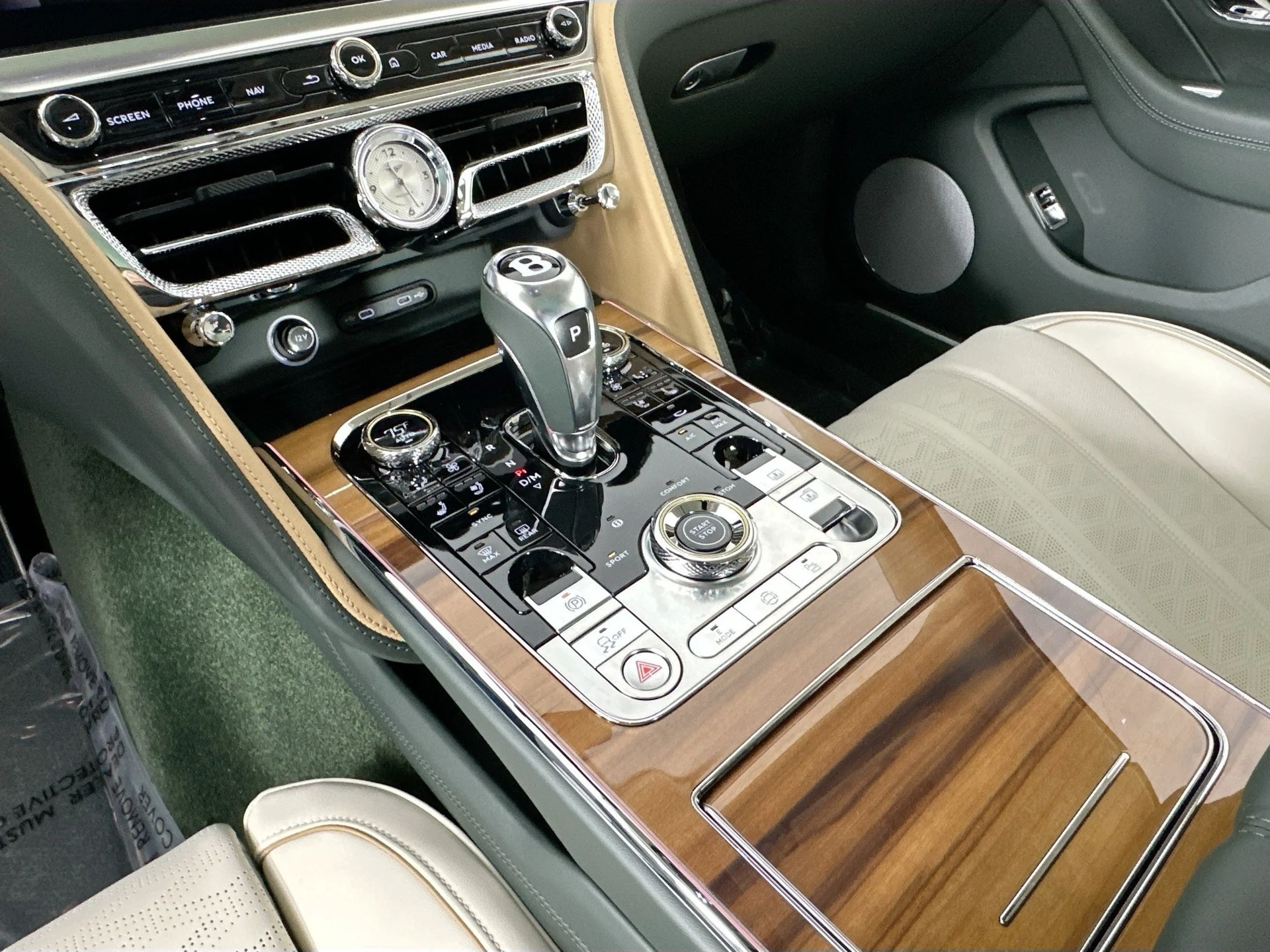 mph012_1171033160_13_bf1976fb50