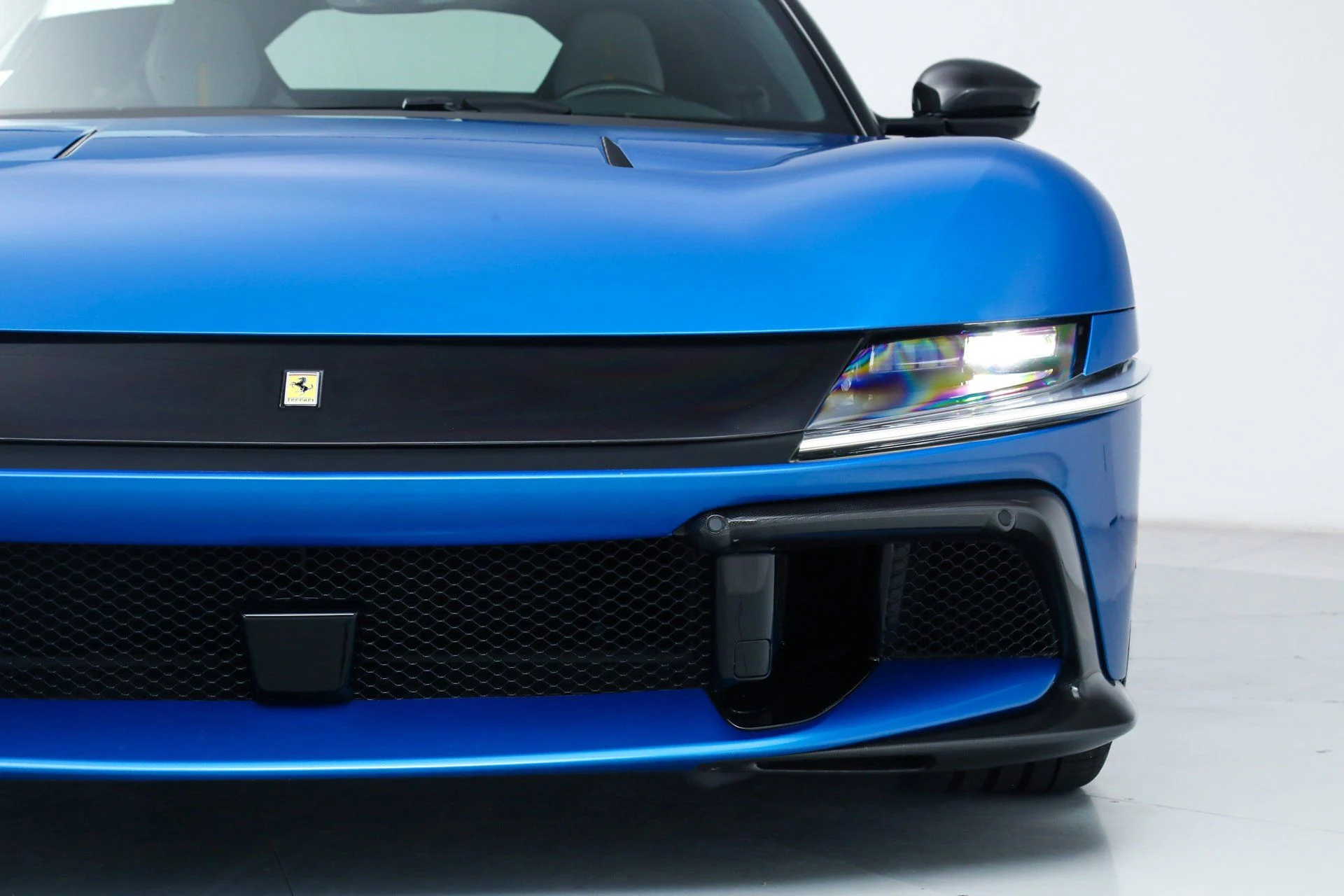 mph012_1174052863_5dc0b5c5f809742bc74767284dc2a9dd_985e452781