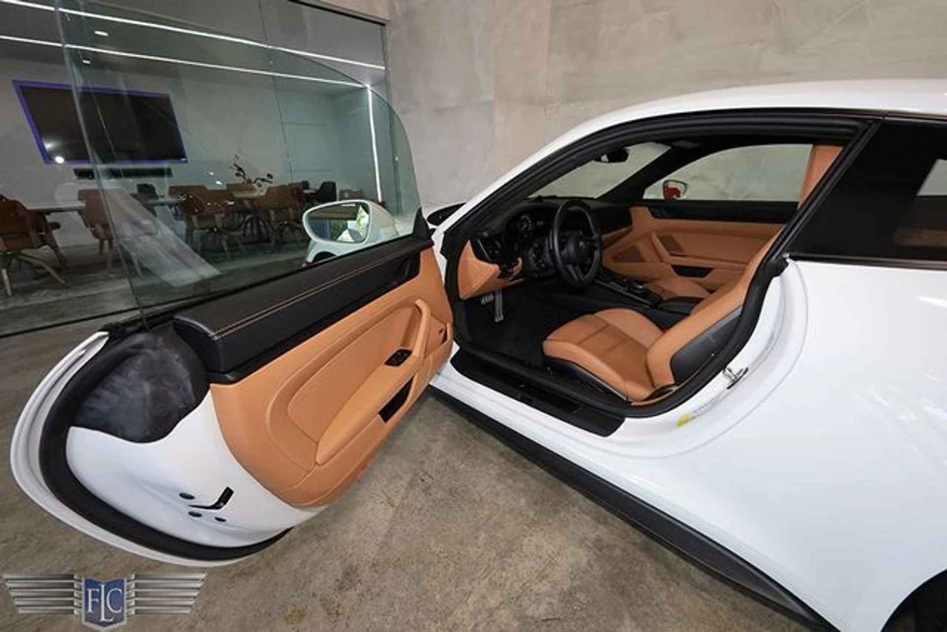 mph012_1177737274_used_2024_porsche_911_gt3coupewtouringpackage_9689_23060491_17_640_a3562411b2