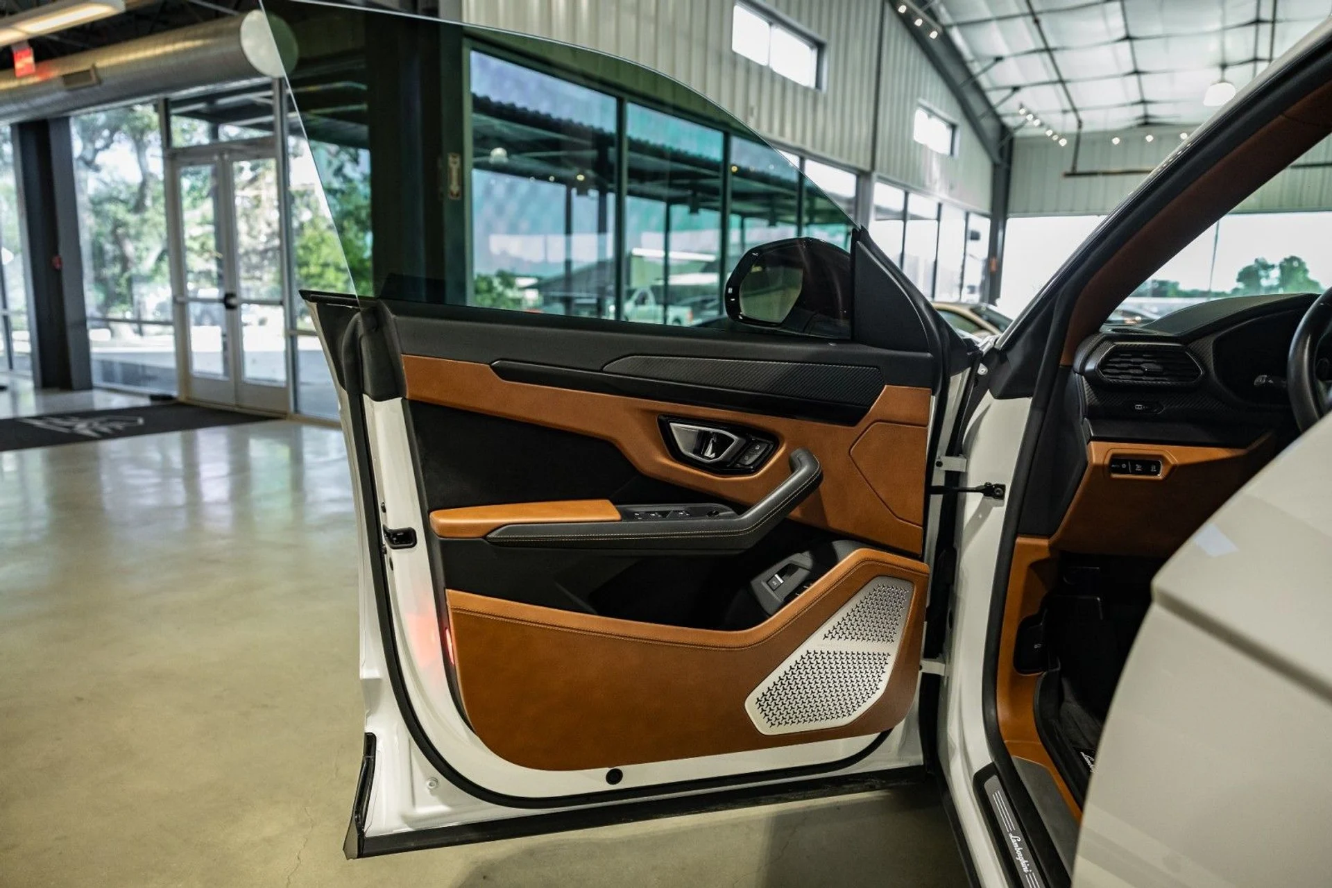 mph012_1182080999_Qg_f917610faf