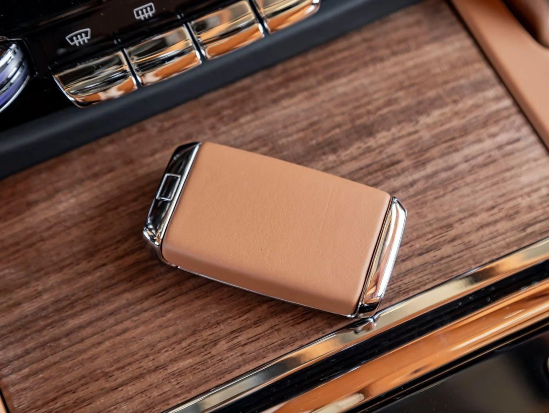 mph012_1182150294_13_4face54d68