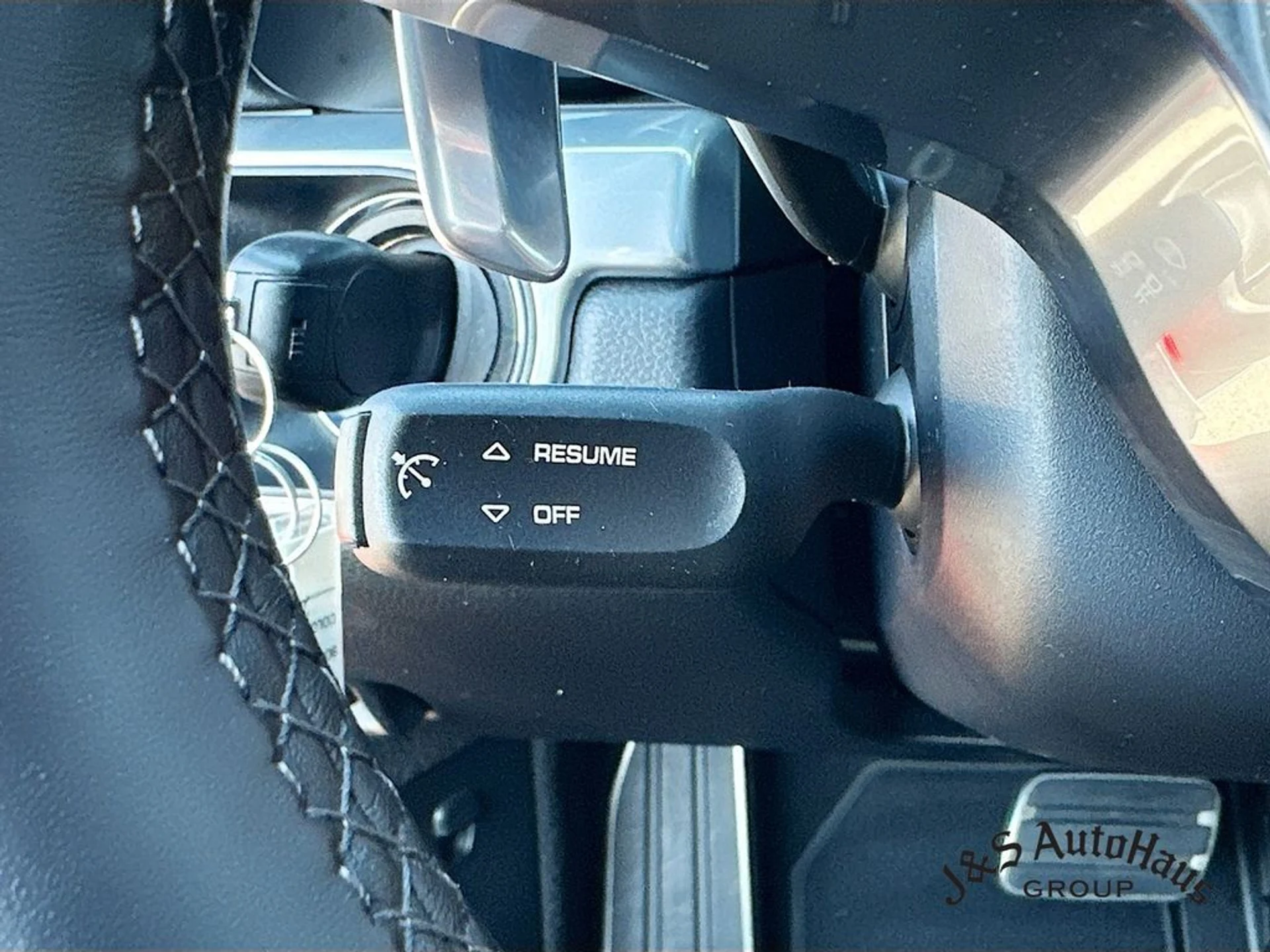 mph012_118359684_824vwshz7hznv62ceo98mo7jjj9g_39b4eb7aa4