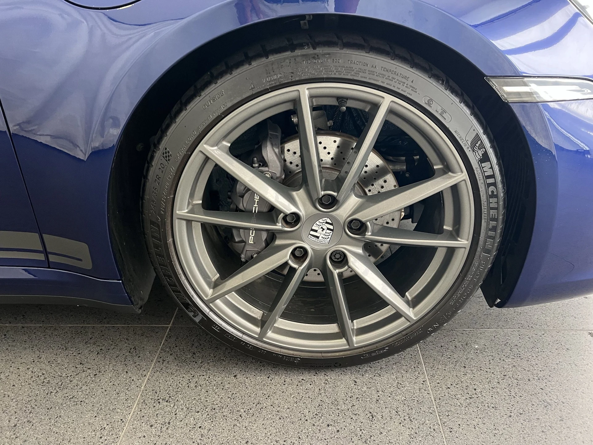 mph012_1188364199_c75b86bdc4b3cd3b44f56e2a5b578cb6x_0ff4024098