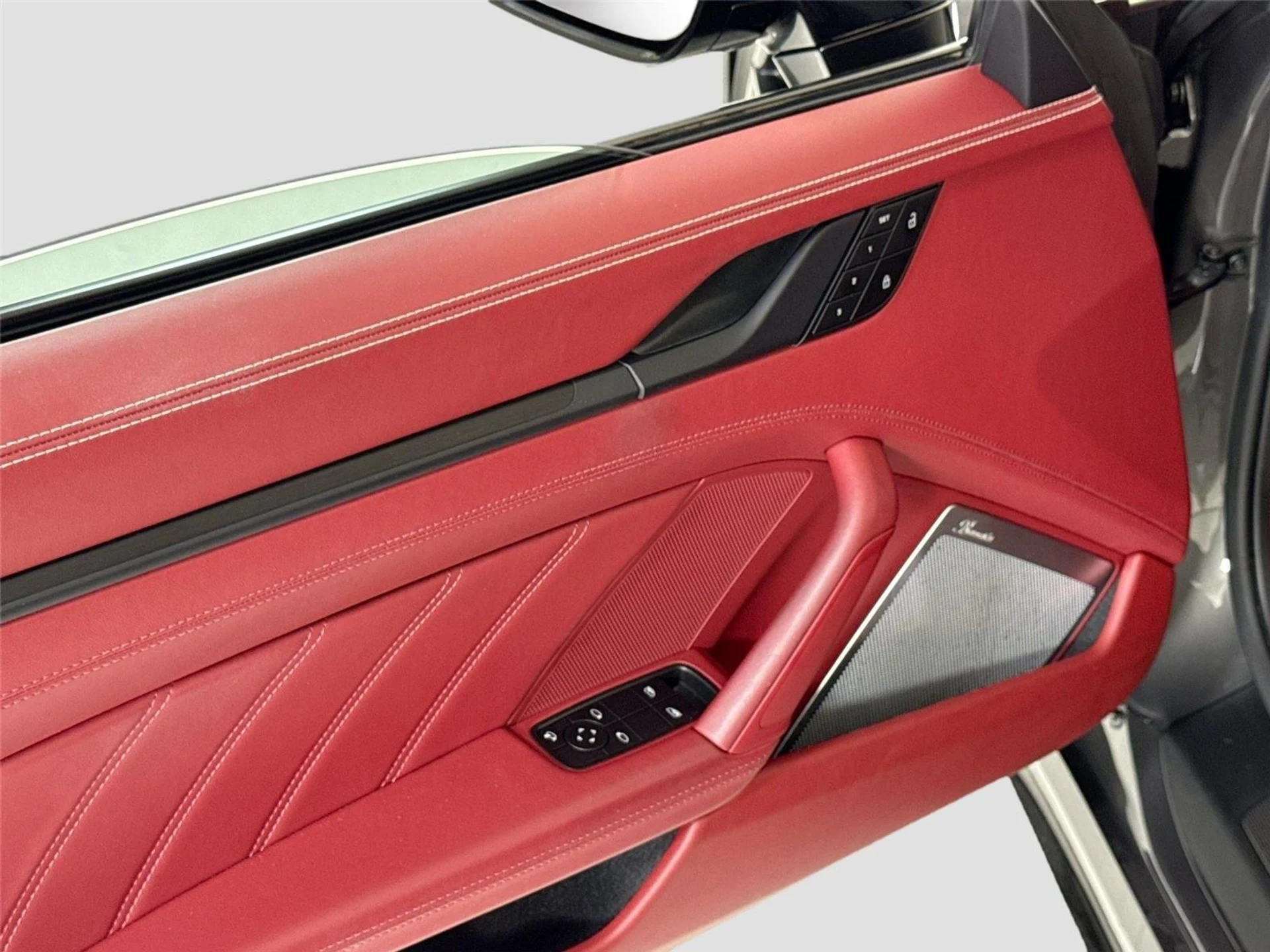 mph012_1195373161_9016b3dd71aaa2b10d5bffbd0a69674b_19d77799ed