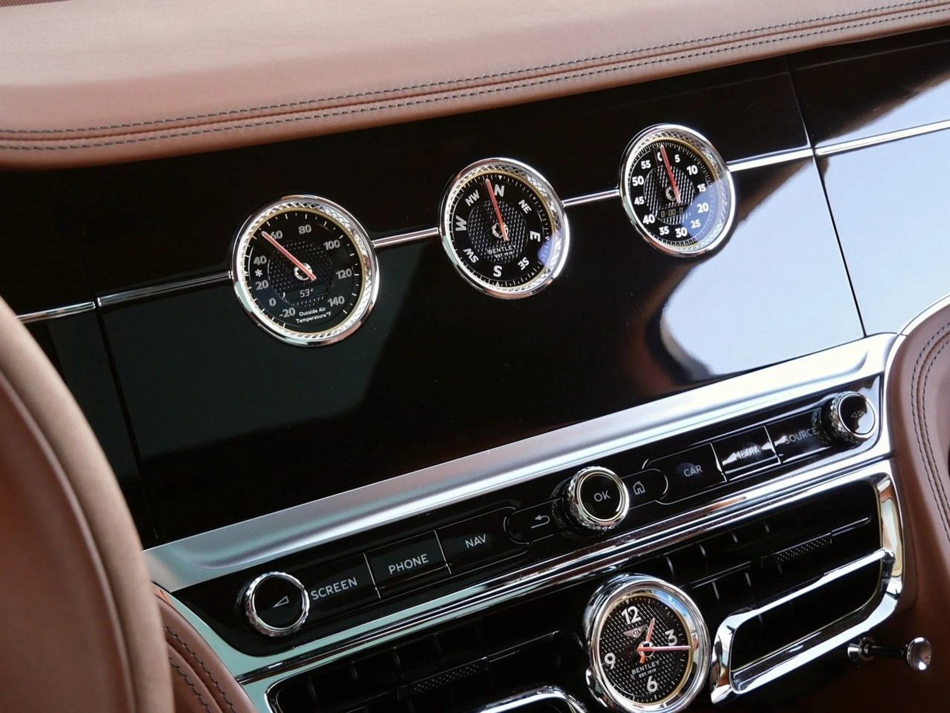 mph012_119672886_3ee1fc5c51becc55dec239773410d383x_d46606c696