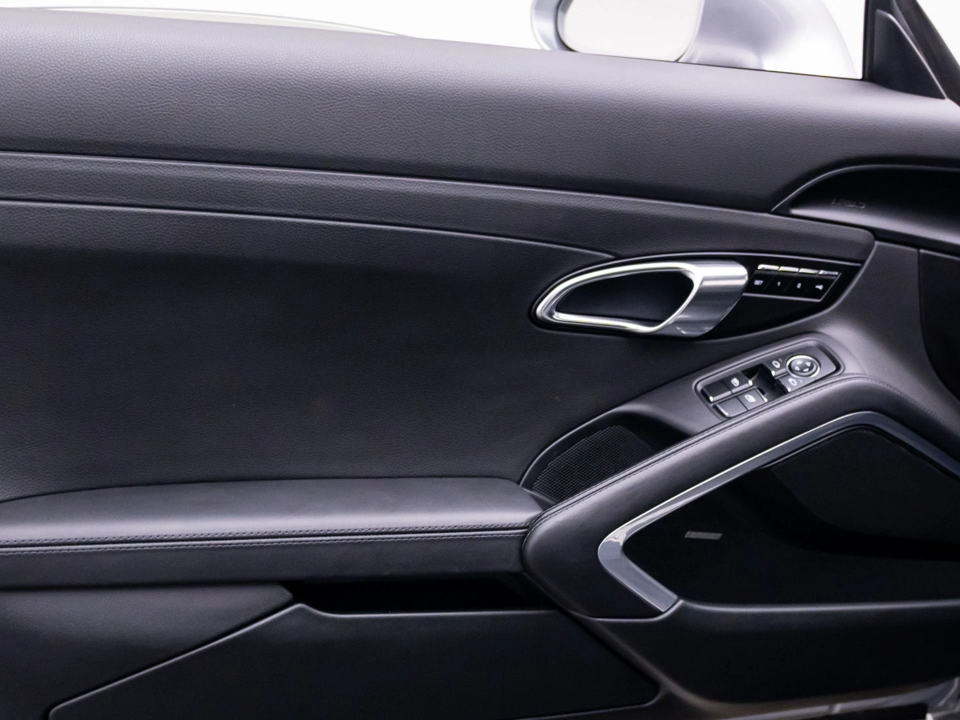 mph012_1197269614_de59c75ef86ddd4fd782cf1f1aa24791x_a1a0e319b4