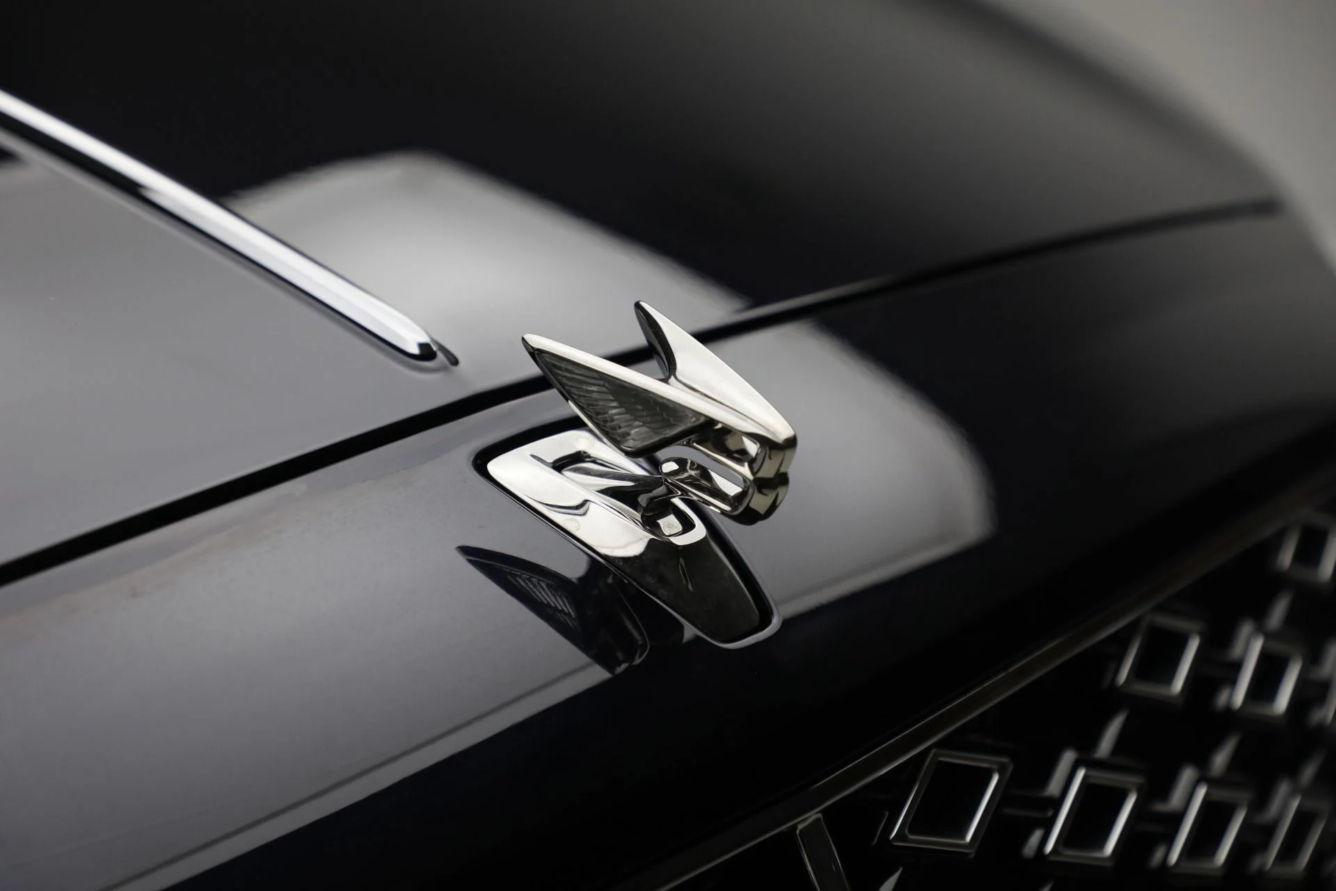 mph012_1212328522_New_2025_Bentley_Flying_Spur_Mulliner_a26c246fac