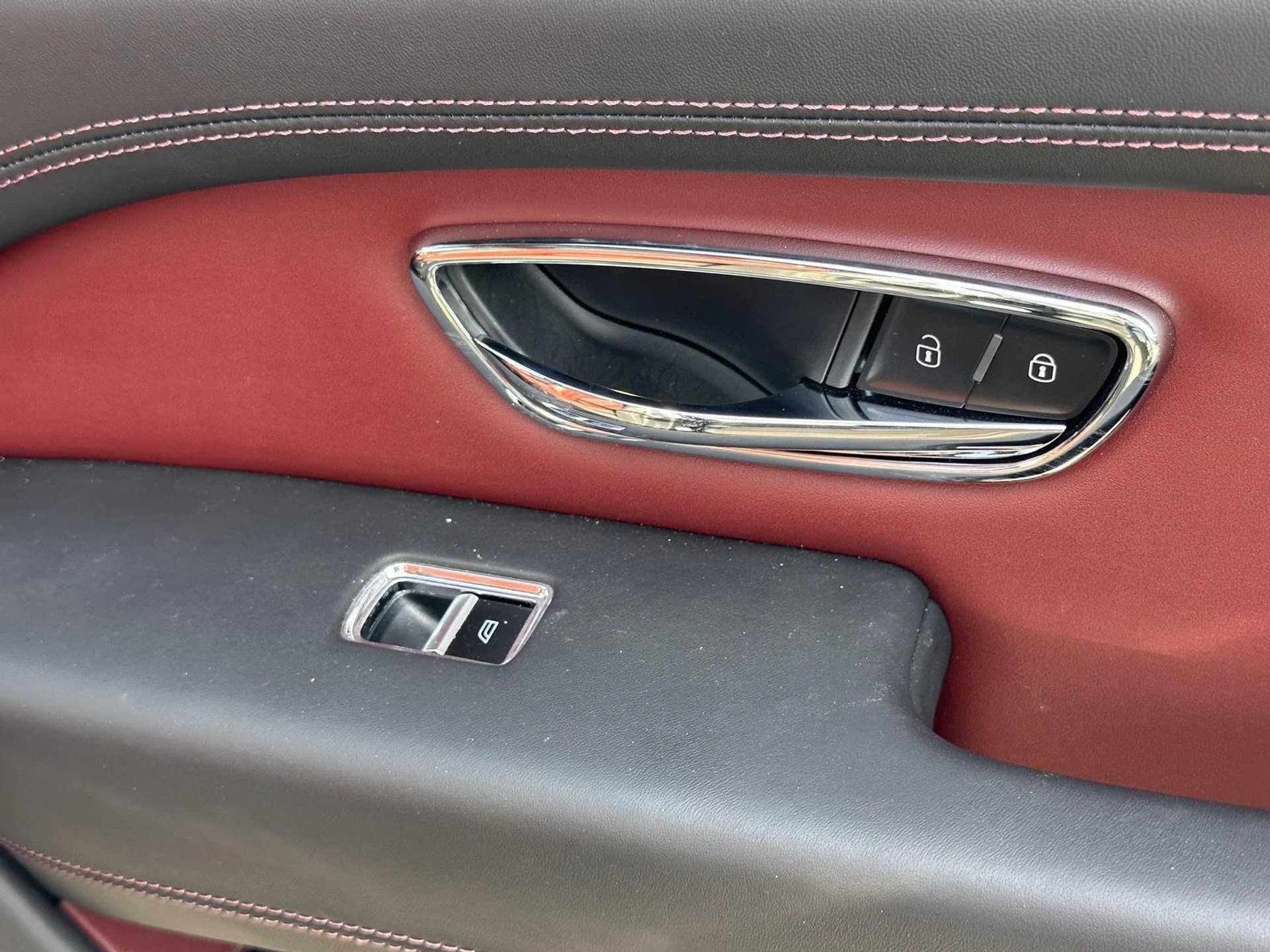 mph012_1215332480_6c86978fd7a3c9f9b35a475296503f21_a975c51821