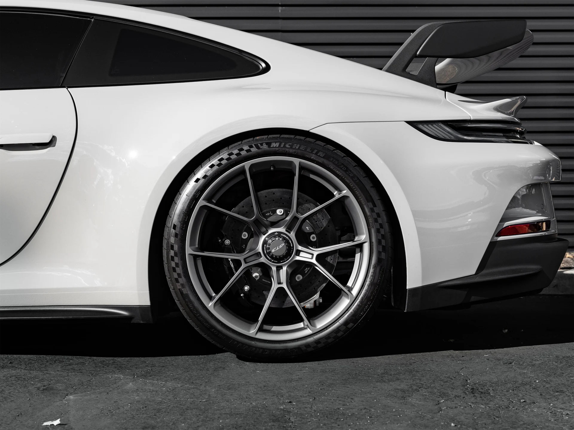 mph012_1216590567_360edd840dde20d55313a6dc67e752c1_3d2784bf97