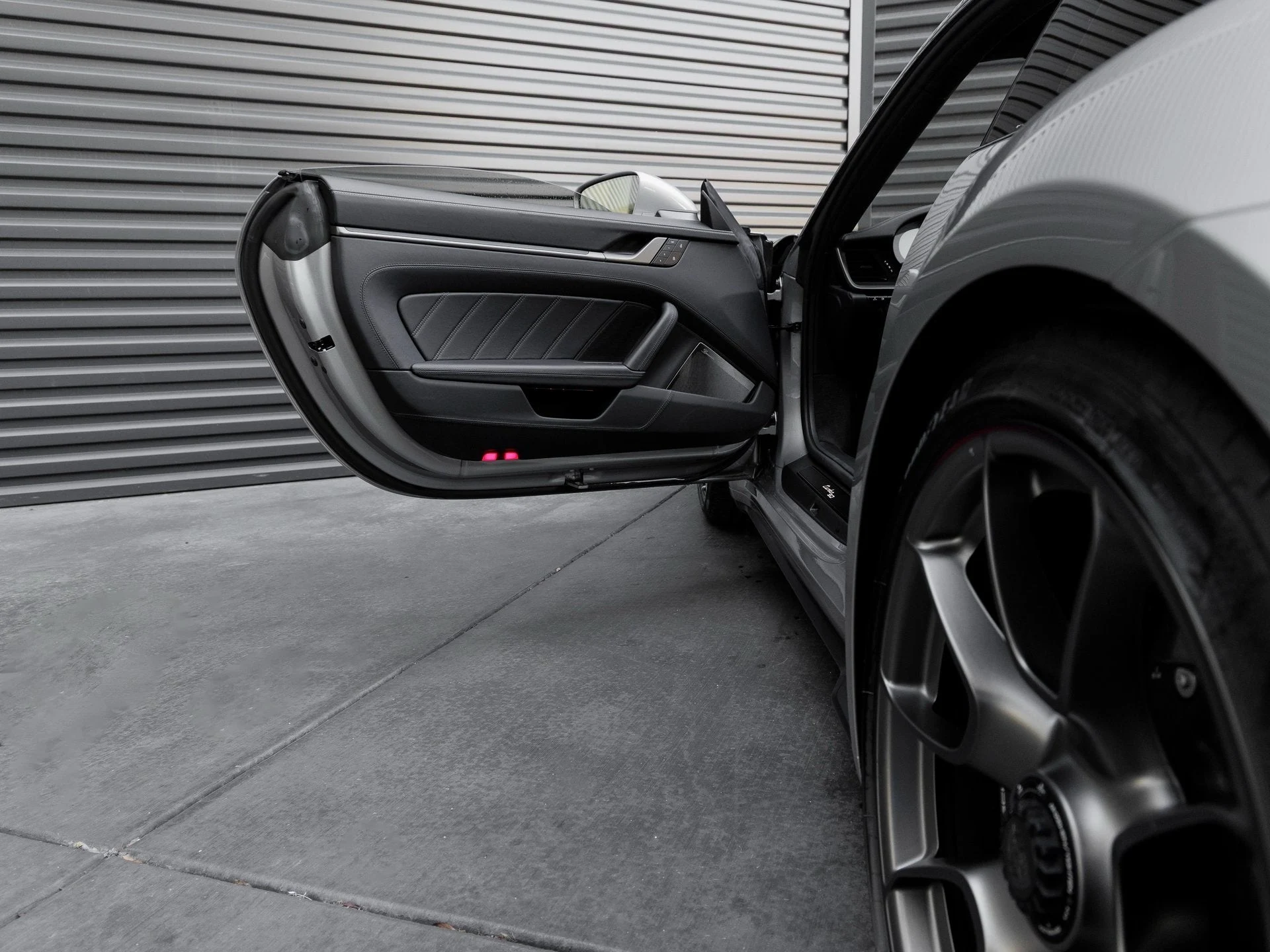 mph012_1224893706_13_f205fba143