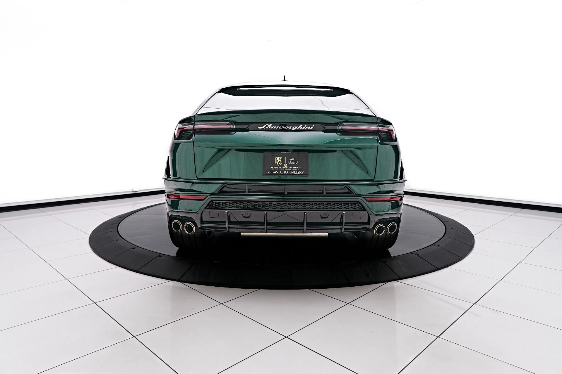 mph012_1230581826_Used_2024_Lamborghini_Urus_S_1749338281_8d23322770