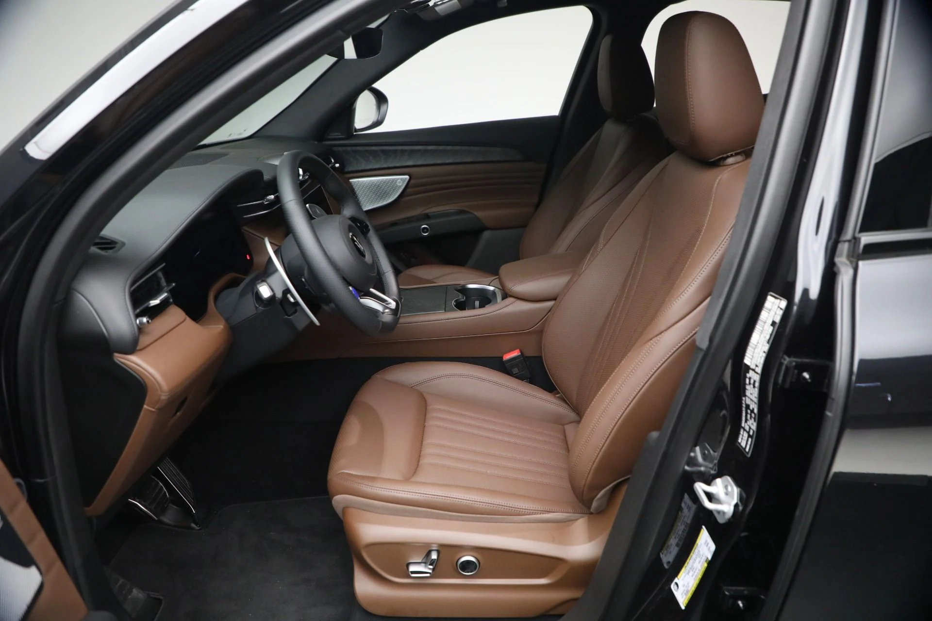 mph012_1234972894_New_2026_Maserati_Grecale_Modena_V6_1781725920_aed9f8a5a4