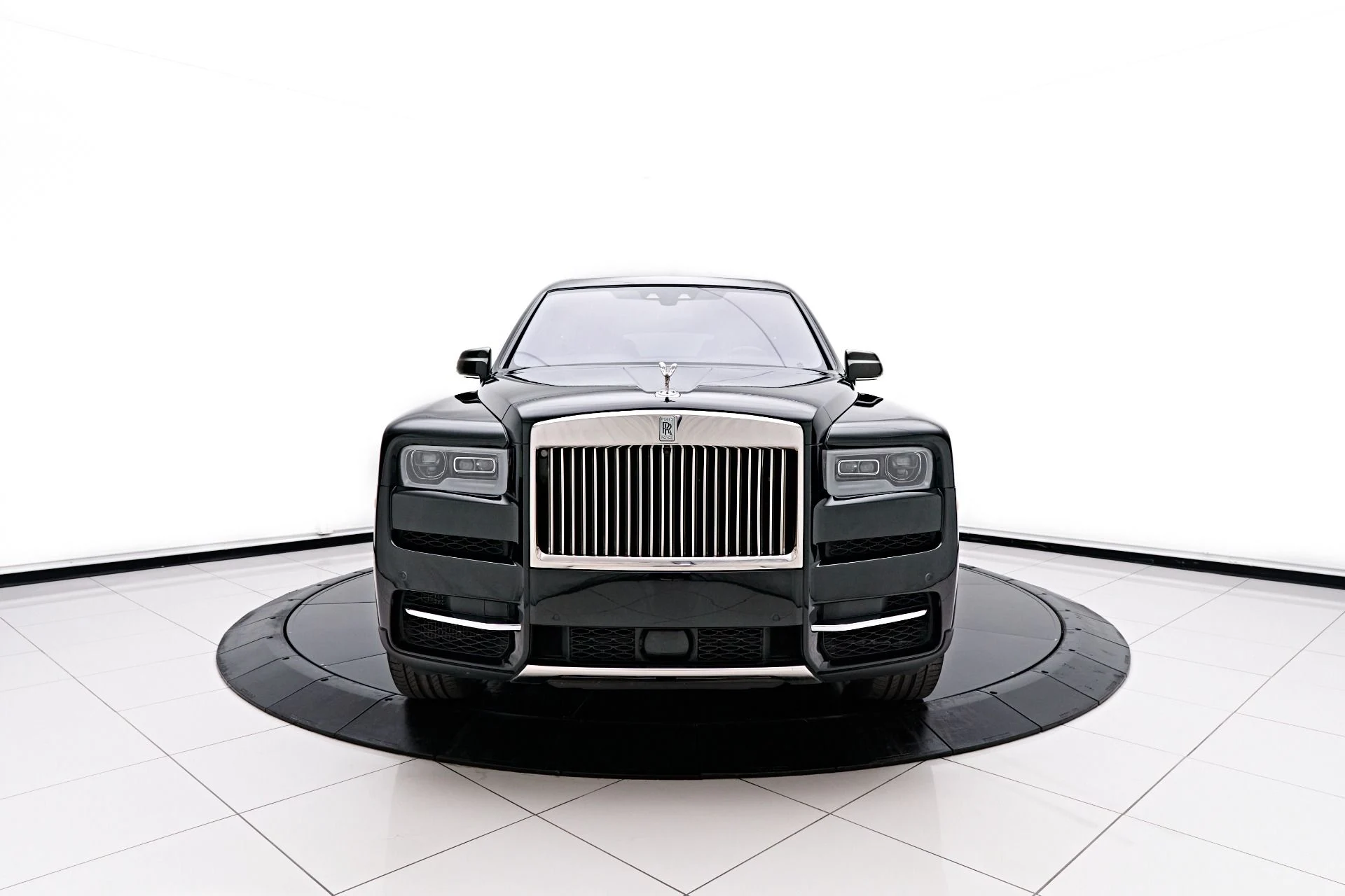 mph012_1236891838_Used_2021_Rolls_Royce_Cullinan_Base_1670108143_df9a97e04e