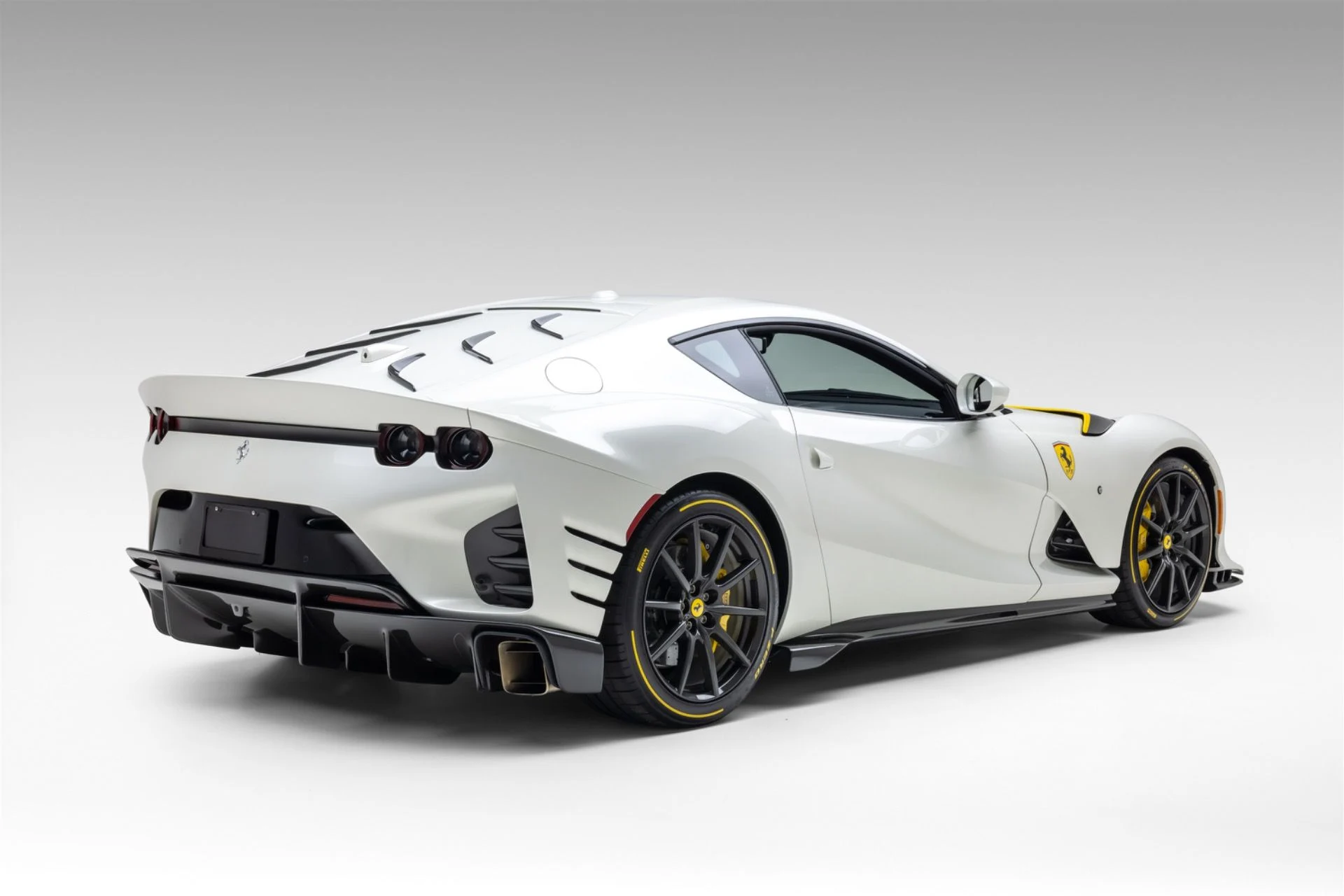 mph012_1241493235_13030_p13_l_26593322ae