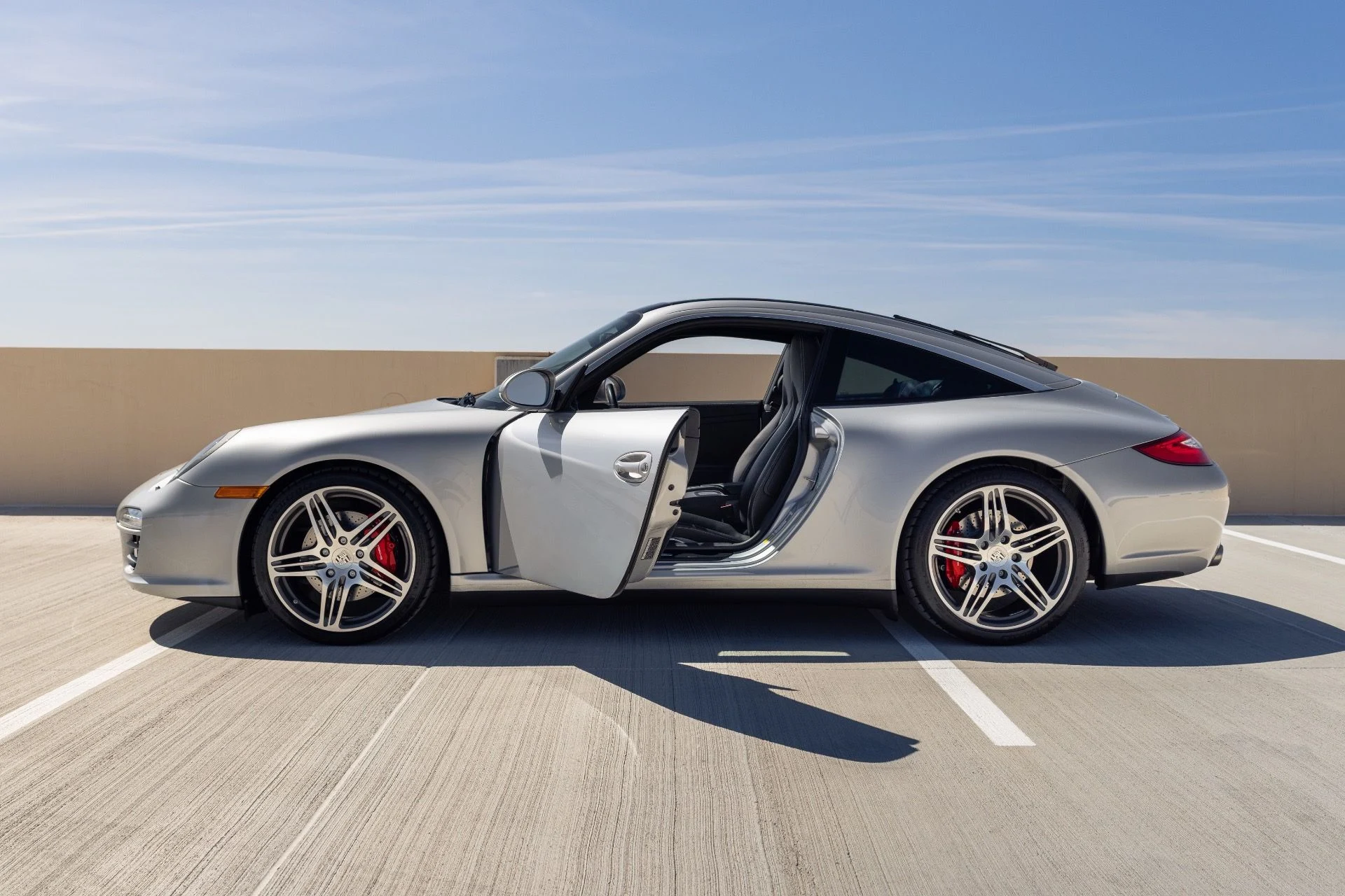 mph012_1246975277_Used_2010_Porsche_911_Targa_4_S_1775765317_e1eff72085