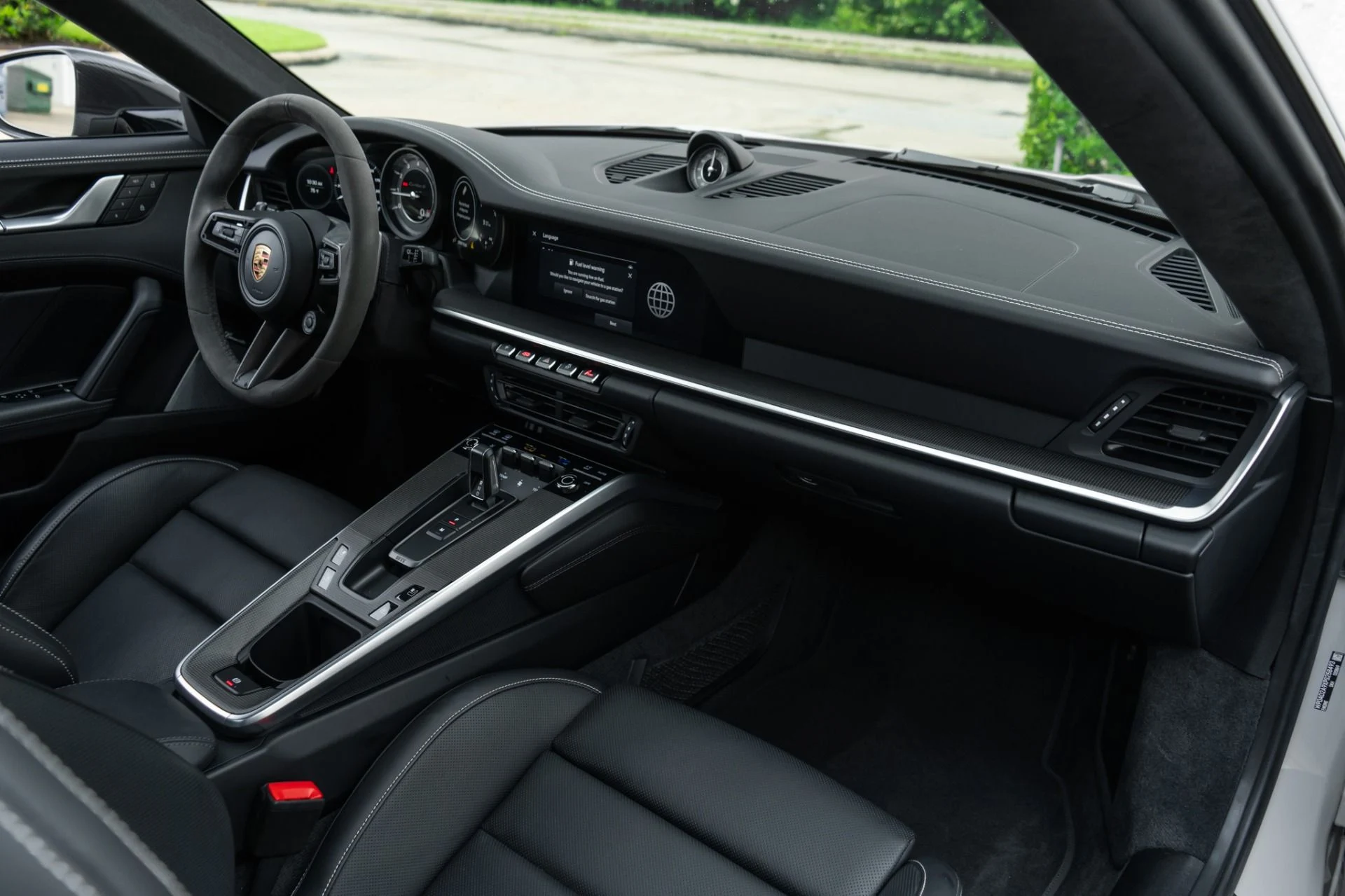 mph012_1252014327_Used_2023_Porsche_911_Turbo_S_1781888318_b765165384