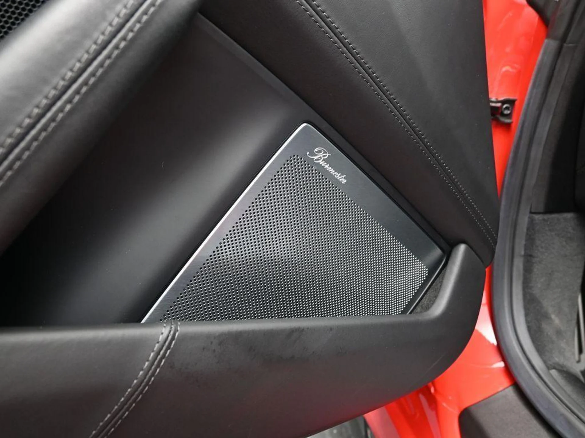 mph012_1252735859_Lopx5v_Hr8_Jf_Xso3a8_CB_701qqk_LE_45192ba0db