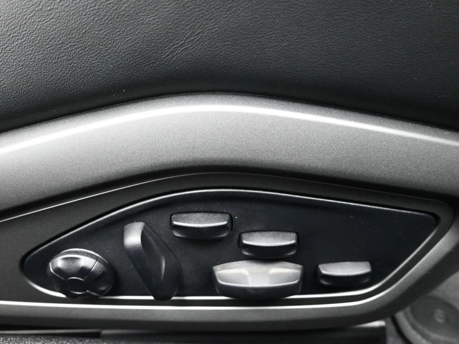 mph012_1256559200_1275bfc62fdc8f26977735331ea9806fx_bf83313498