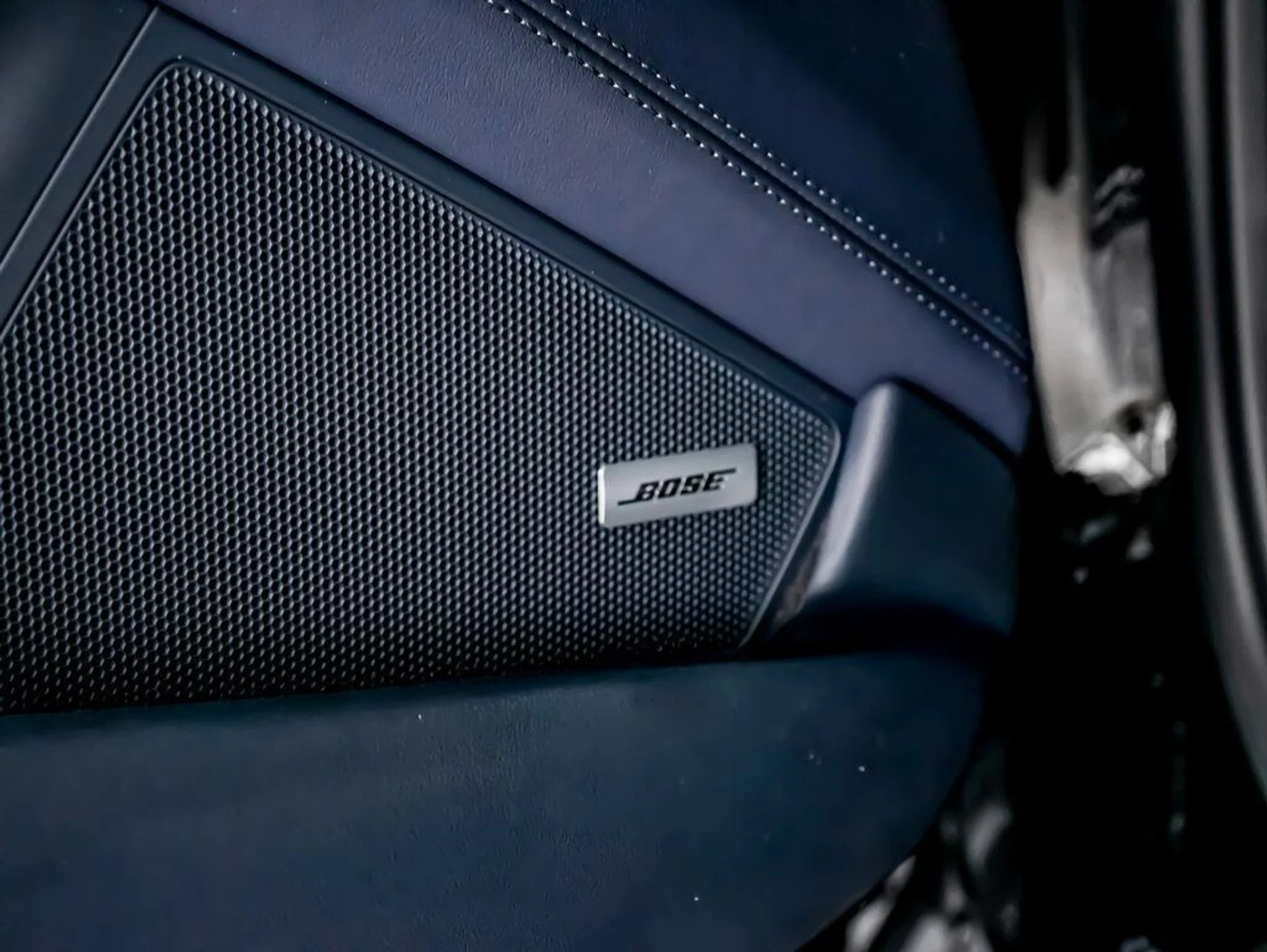 mph012_1266976150_a69d1d0474d4d8879a36b76e84b9bbc9_3121454a30