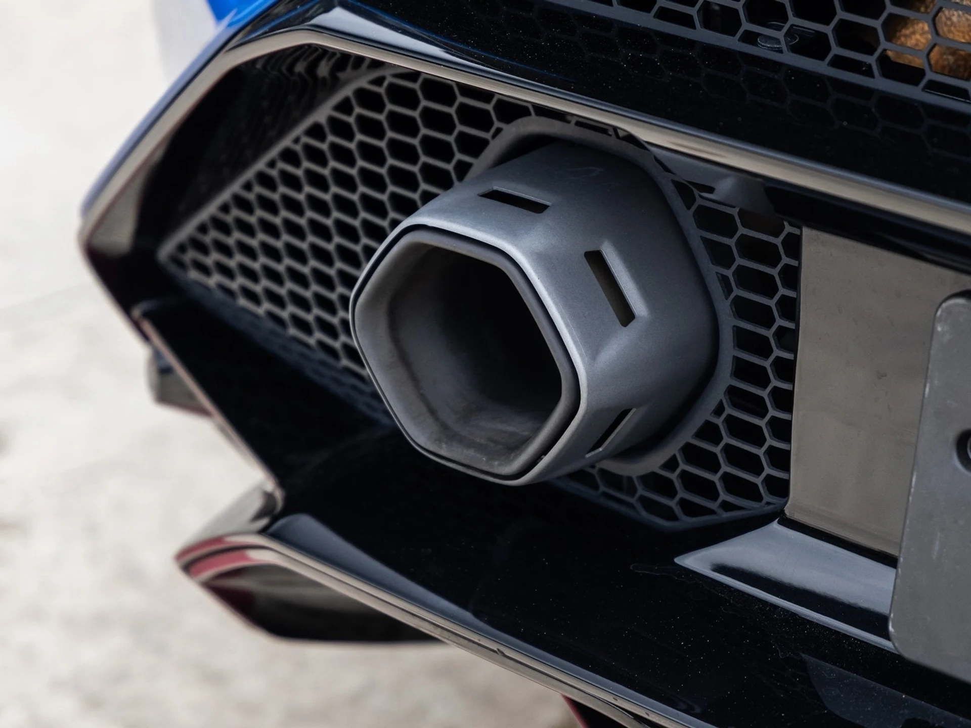 mph012_1270403299_13_be137fbfba