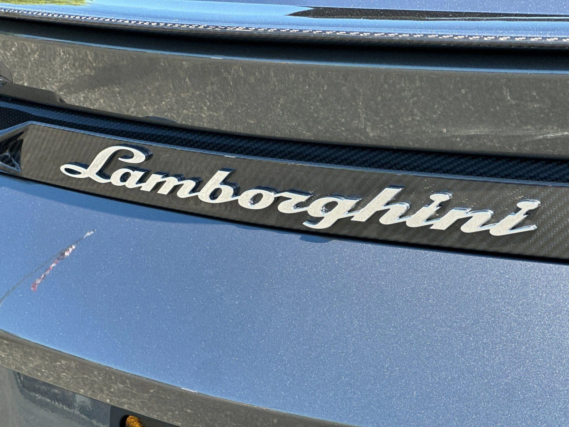 mph012_127167770_Used_2020_Lamborghini_Urus_1775203723_1a2c7bfa7e