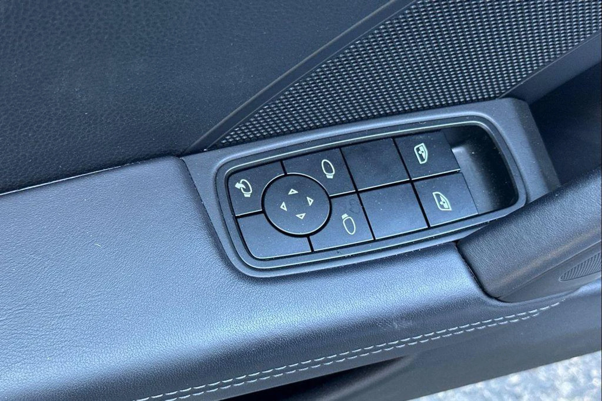 mph012_1274288257_V_Cn_Lw_I_6_Kwih_D0d_SF_9_X55q_M59eg_2c0de27db7