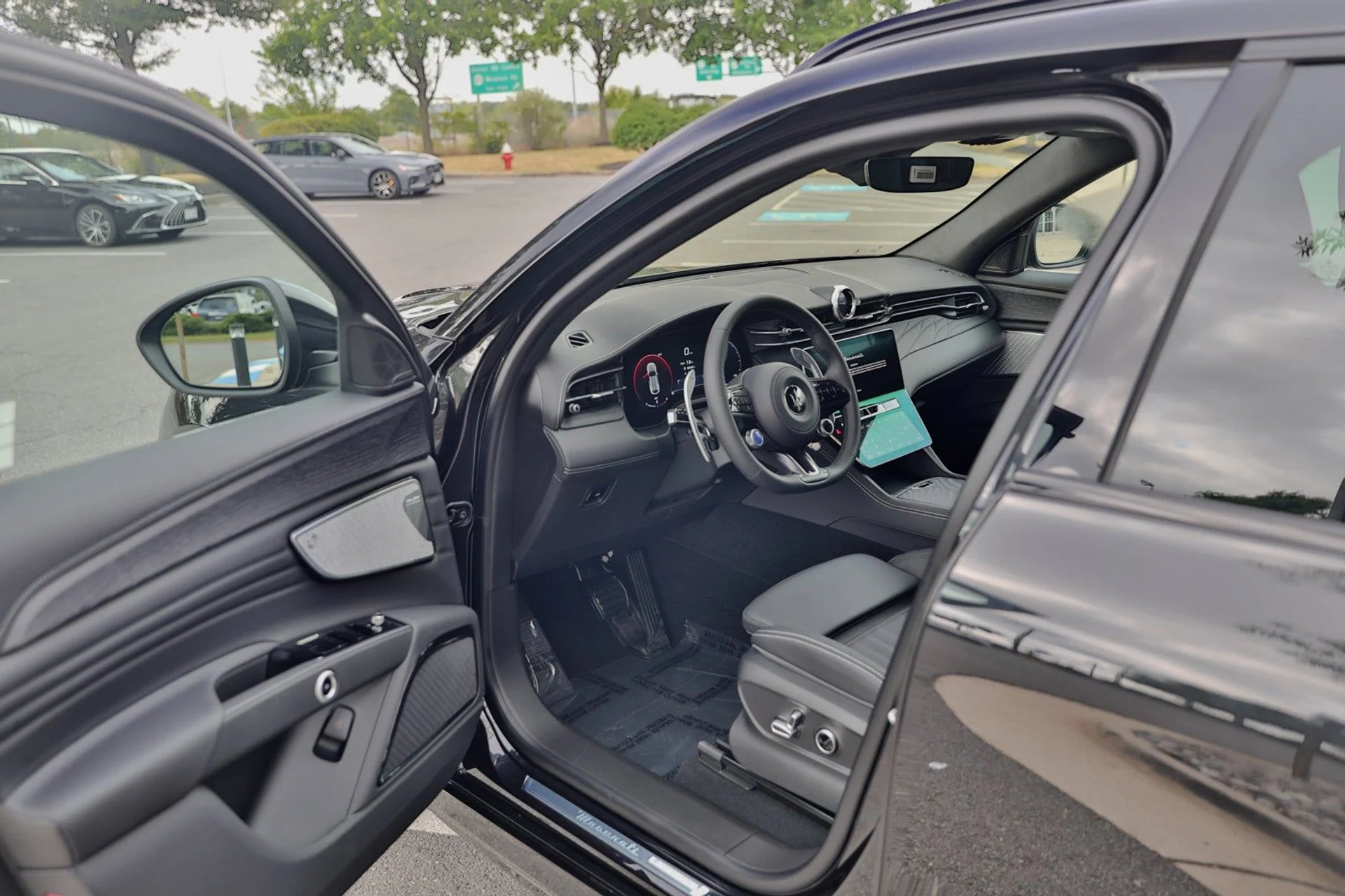 mph012_1274394171_958a15dc23234178b935929d33a8e868_c1a71b7b16