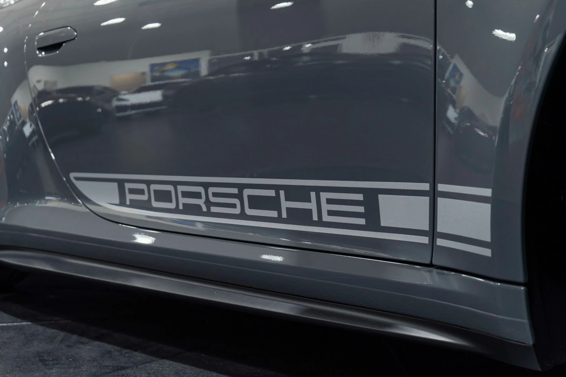 mph012_1279503552_Used_2026_Porsche_911_GT_3_Touring_6_speed_Lightweight_package_1770773855_06814537b0