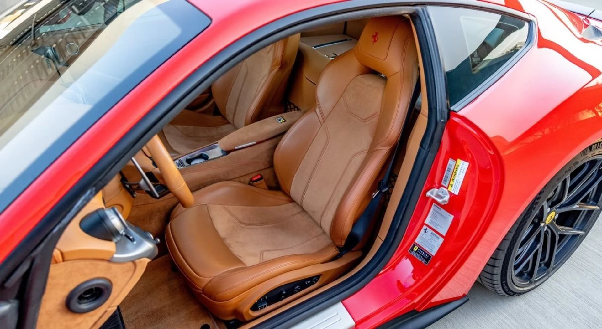 mph012_1284252722_Used_2015_Ferrari_F12berlinetta_1757010639_41ea6cffdc