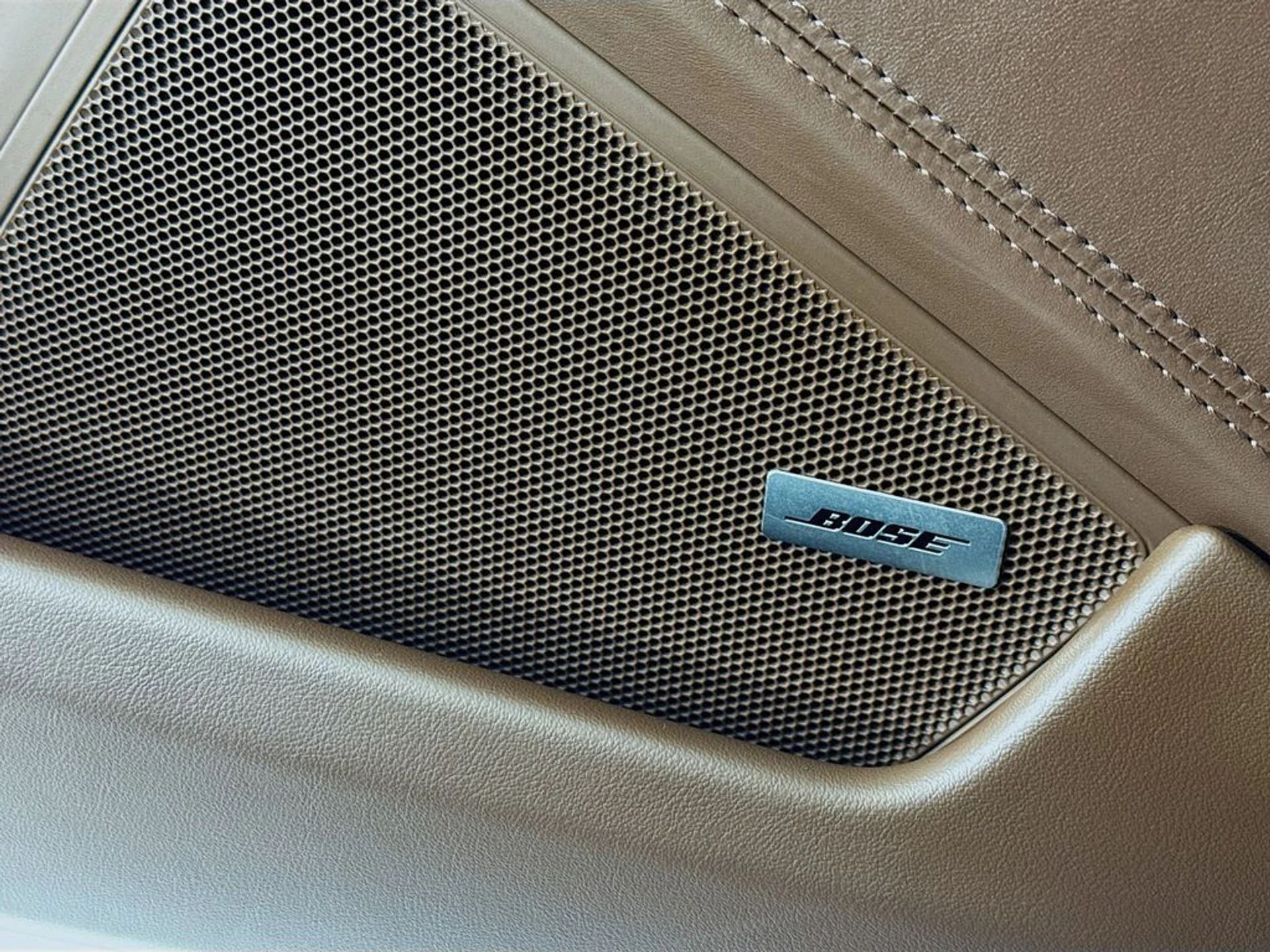 mph012_1288127149_f10f097548e35f33ed8018a687c876b8x_a6a538dcb2