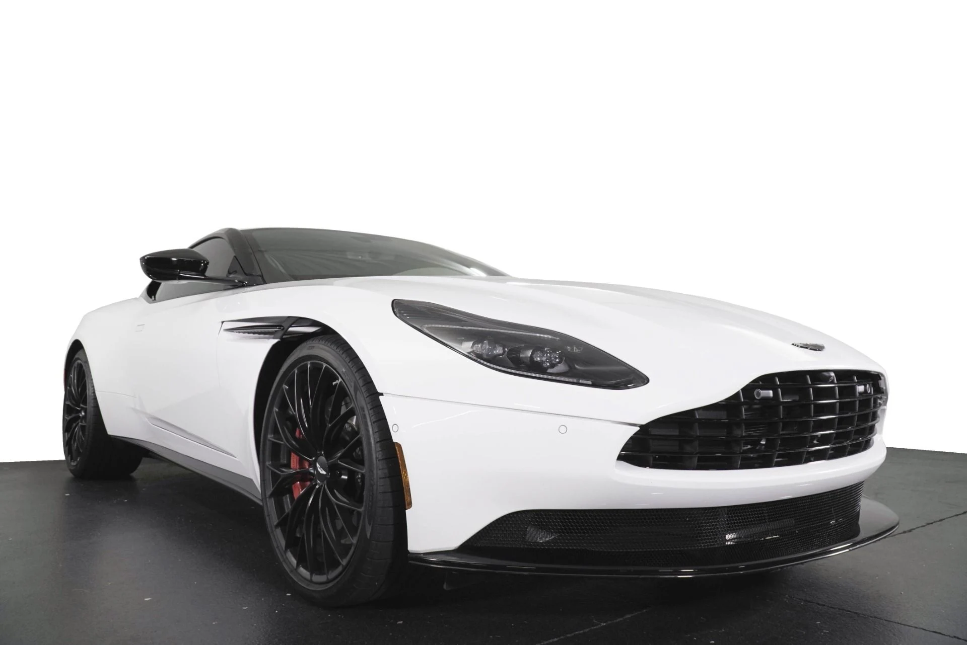 mph012_1298771209_Used_2023_Aston_Martin_DB_11_V8_1785747410_696082109f