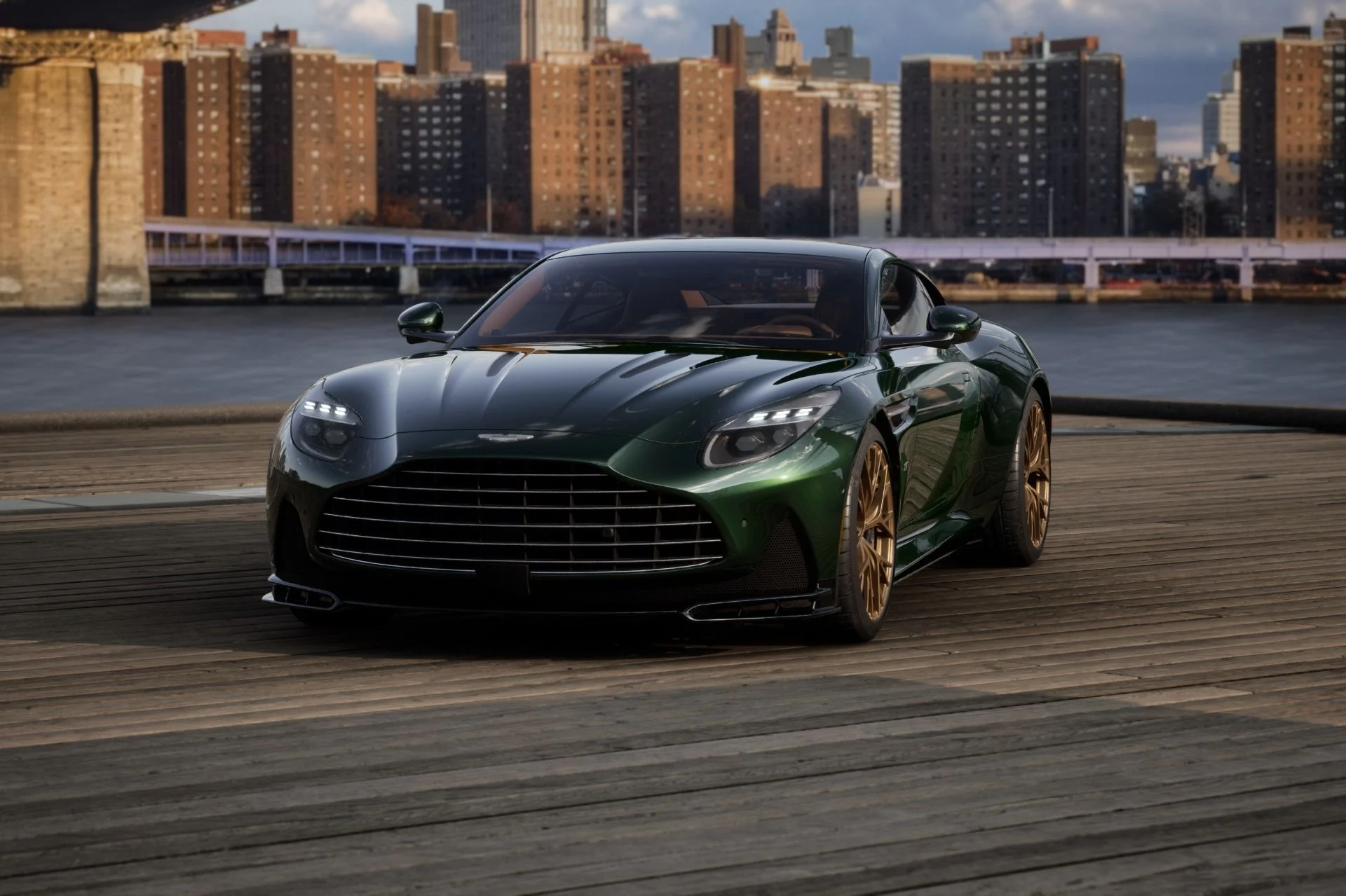 mph012_1301994483_New_2027_ASTON_MARTIN_DB_12_S_COUPE_V8_1791842496_8e2f064cab