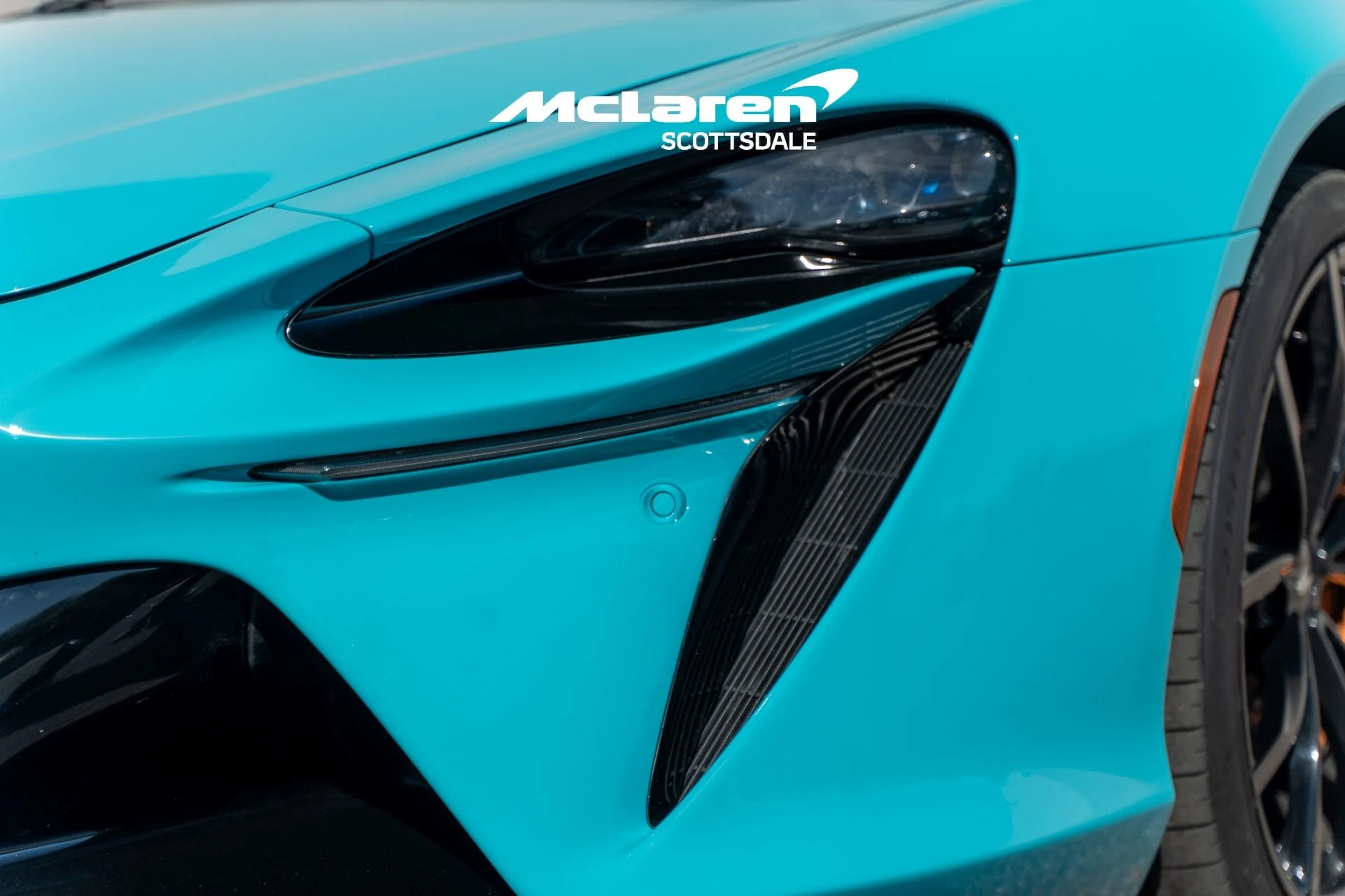 mph012_1303867944_Used_2024_MCLAREN_ARTURA_1769657486_500aec75bd