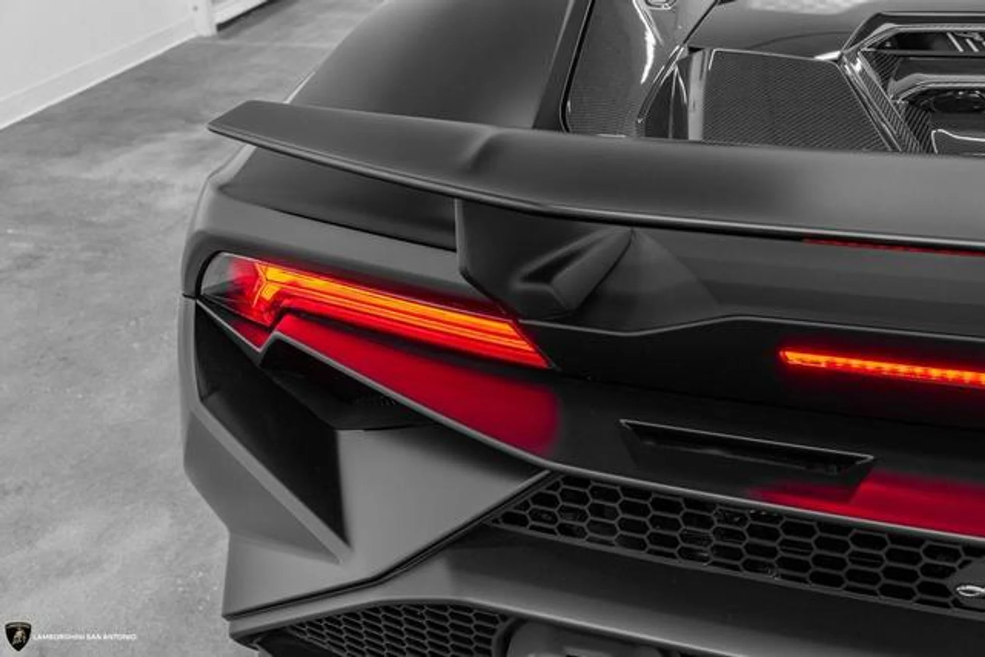 mph012_1308093725_9_GO_Kj_ZR_65w_PSD_Cqv328kr3q_Mc_P8_f735787b6c