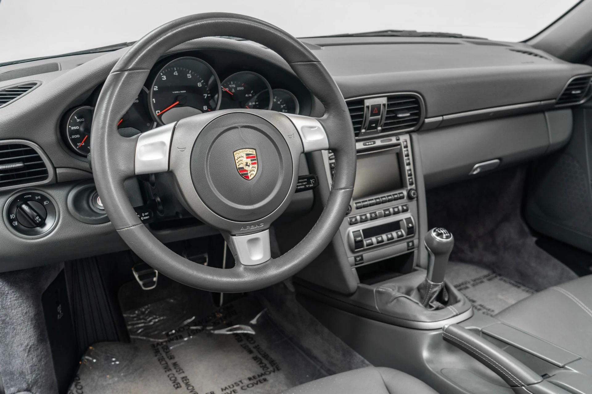 mph012_1316512529_Used_2005_Porsche_911_Carrera_1782410367_f99443fe5e