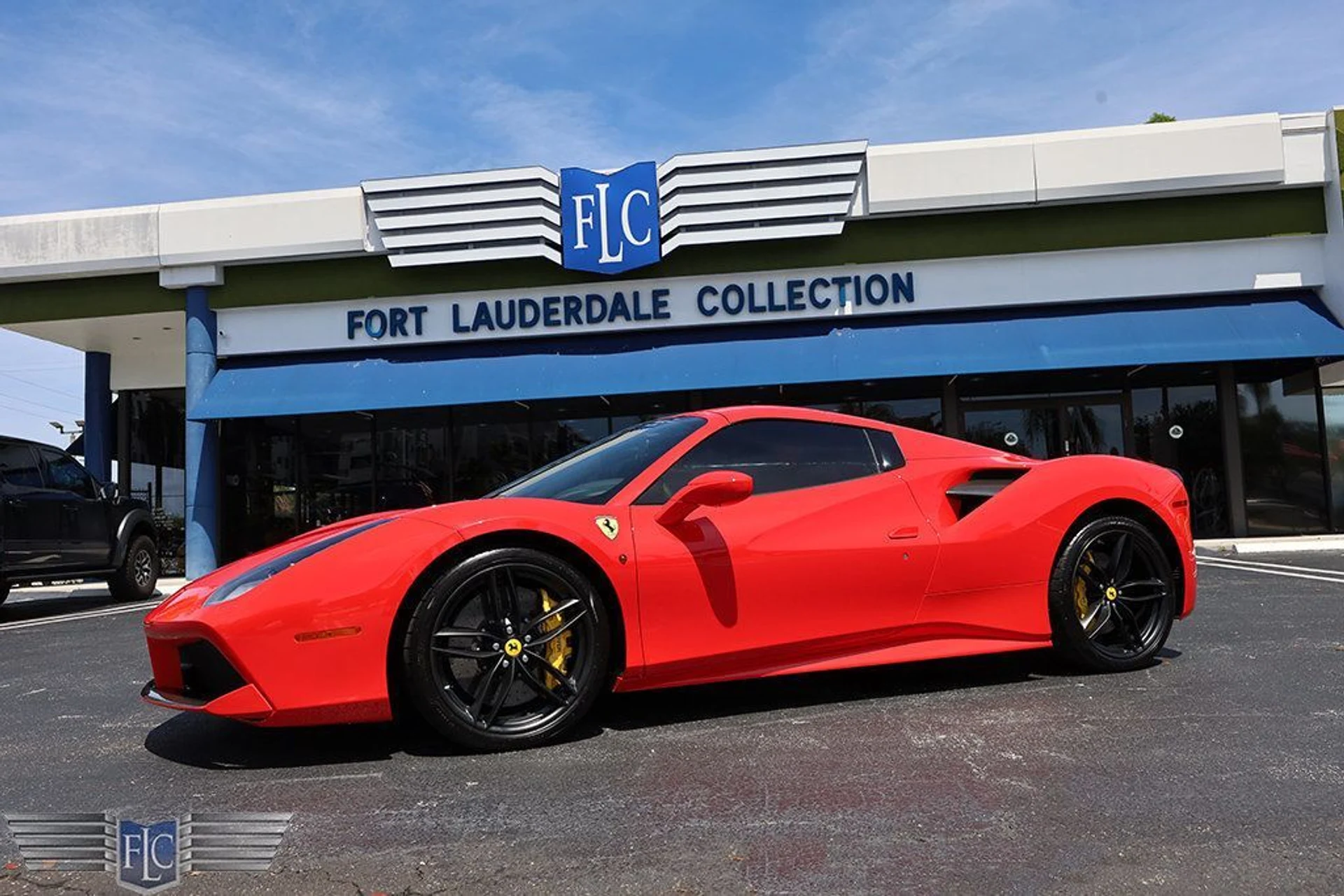 mph012_1321198986_used_2017_ferrari_488_spider_convertible_6305_23023892_13_1024_f014fac256