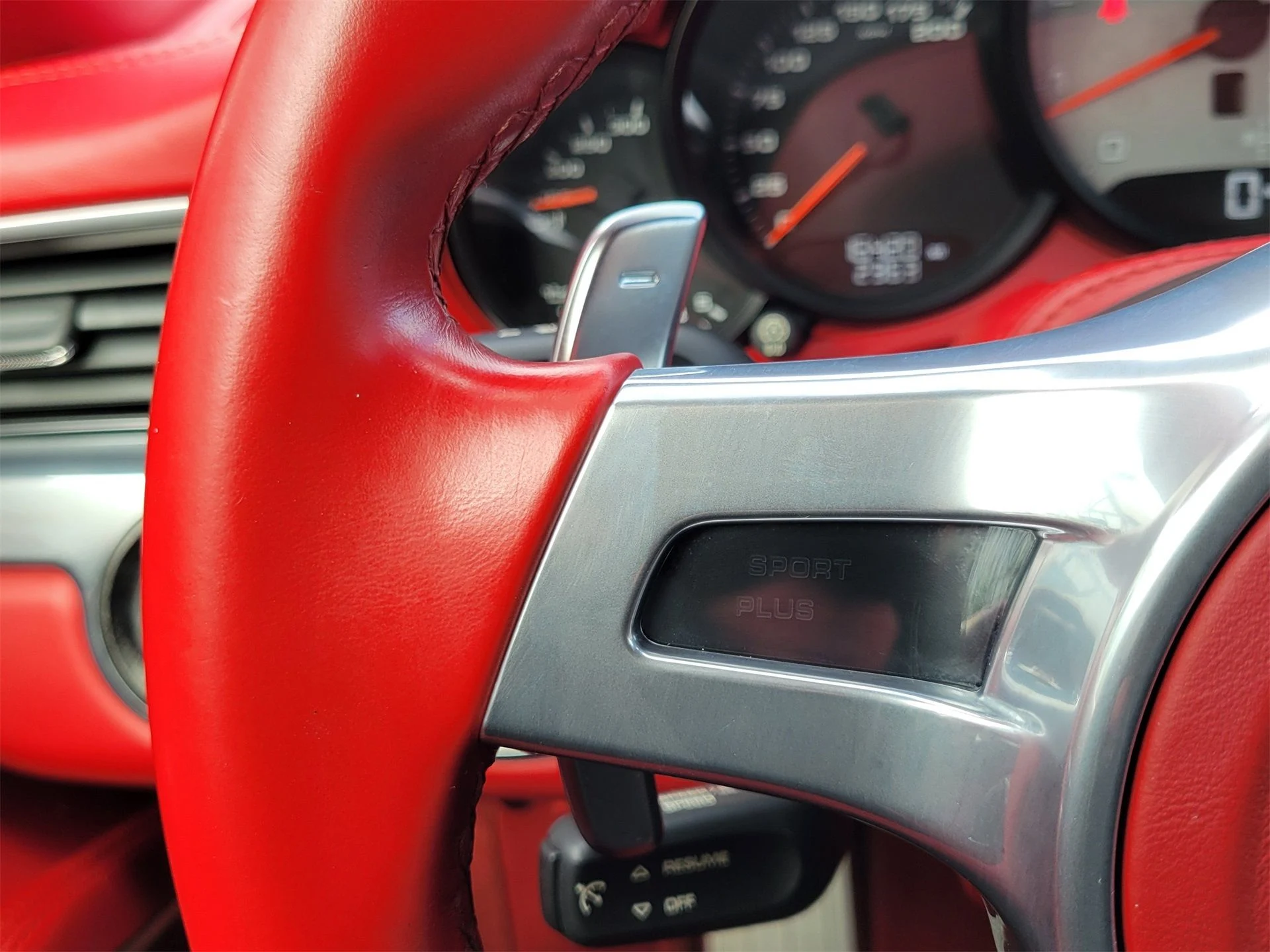 mph012_1322770661_cb09c78ad2bbed405f2d1e545fa49f20_ab16c03359