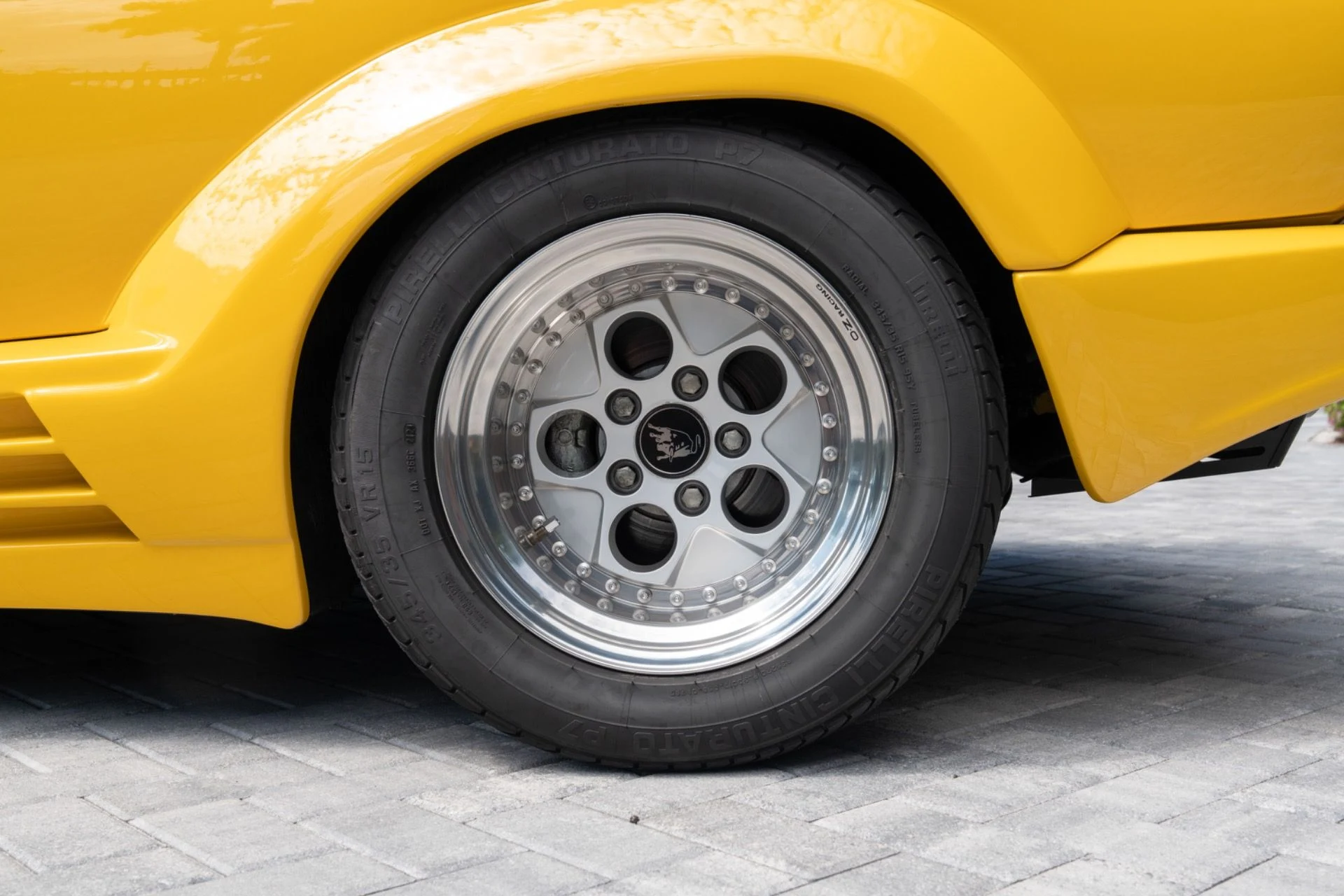 mph012_1323159947_Used_1989_Lamborghini_Countach_25th_Anniversary_1793038200_e8a56d99e3